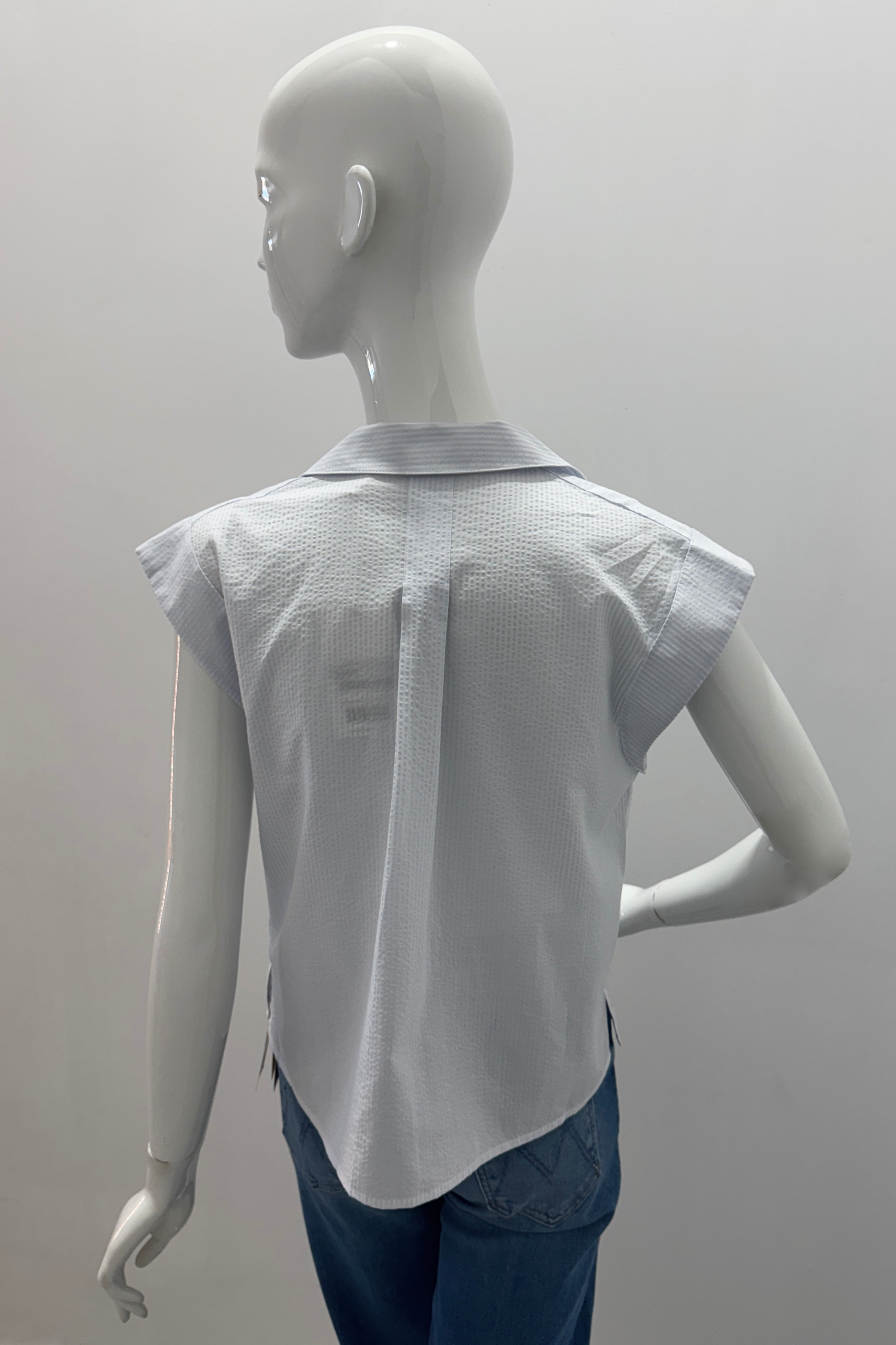 Seersucker Sleeveless Shirt for Men - Breathable Summer Casual Top - Perfect for Beach Outings, Picnics & Vacation Wear