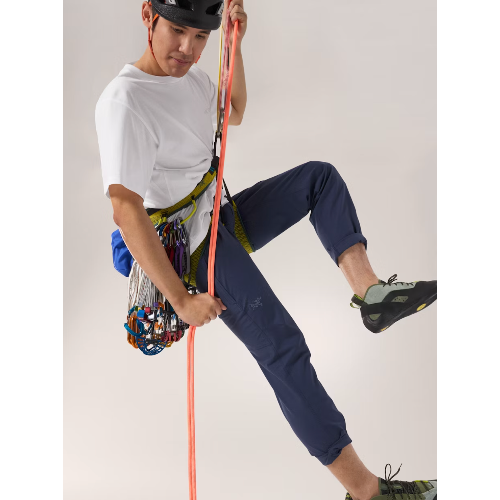 Arc'teryx Men's Kragg Cotton Pants - Lightweight Outdoor Hiking & Travel Trousers for Adventure & Casual Wear