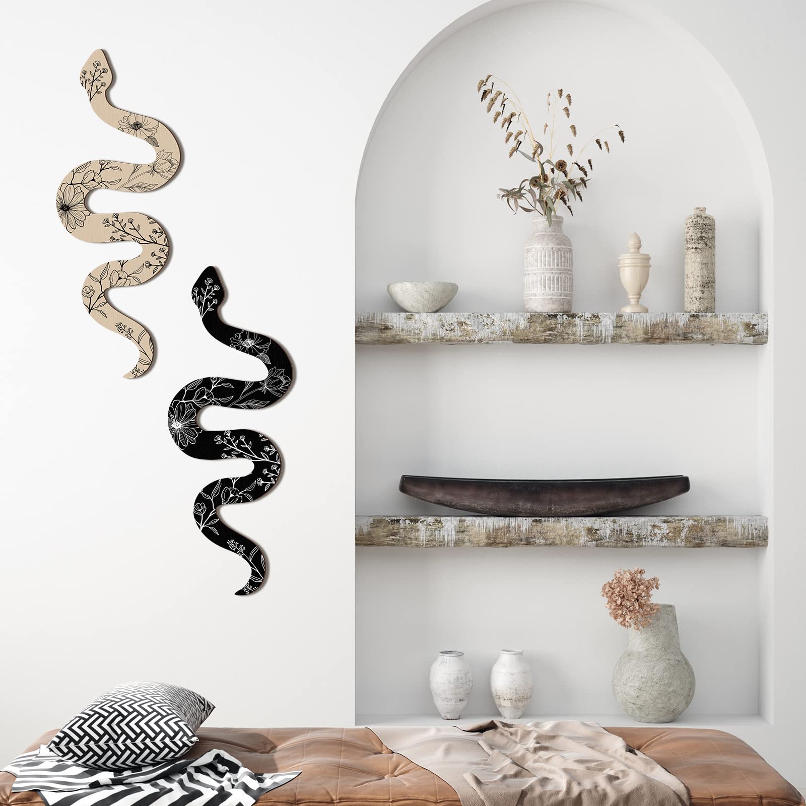 Gerrii Set of 2 Earthy Boho Wall Decor - Natural Wooden Snake Wall Hanging for Bedroom, Living Room & Apartment - Witchy Aesthetic Home Decor for Hippie, Wiccan & Bohemian Style Rooms