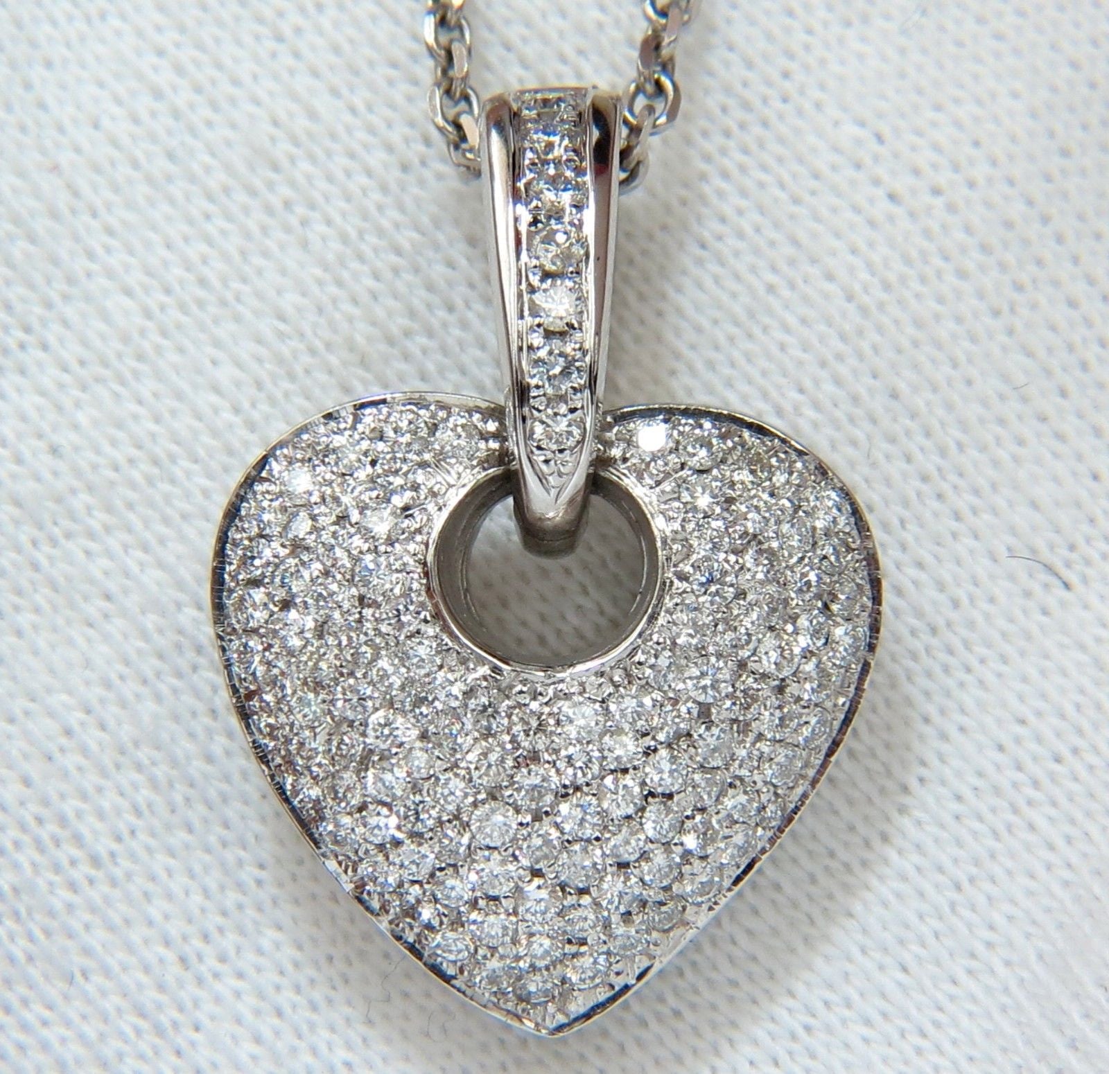 1.85CT Natural Diamonds Modified Heart Dangle Pendant Bead Set in 18KT Gold (VS Clarity) - Elegant Jewelry for Weddings, Anniversaries & Special Occasions