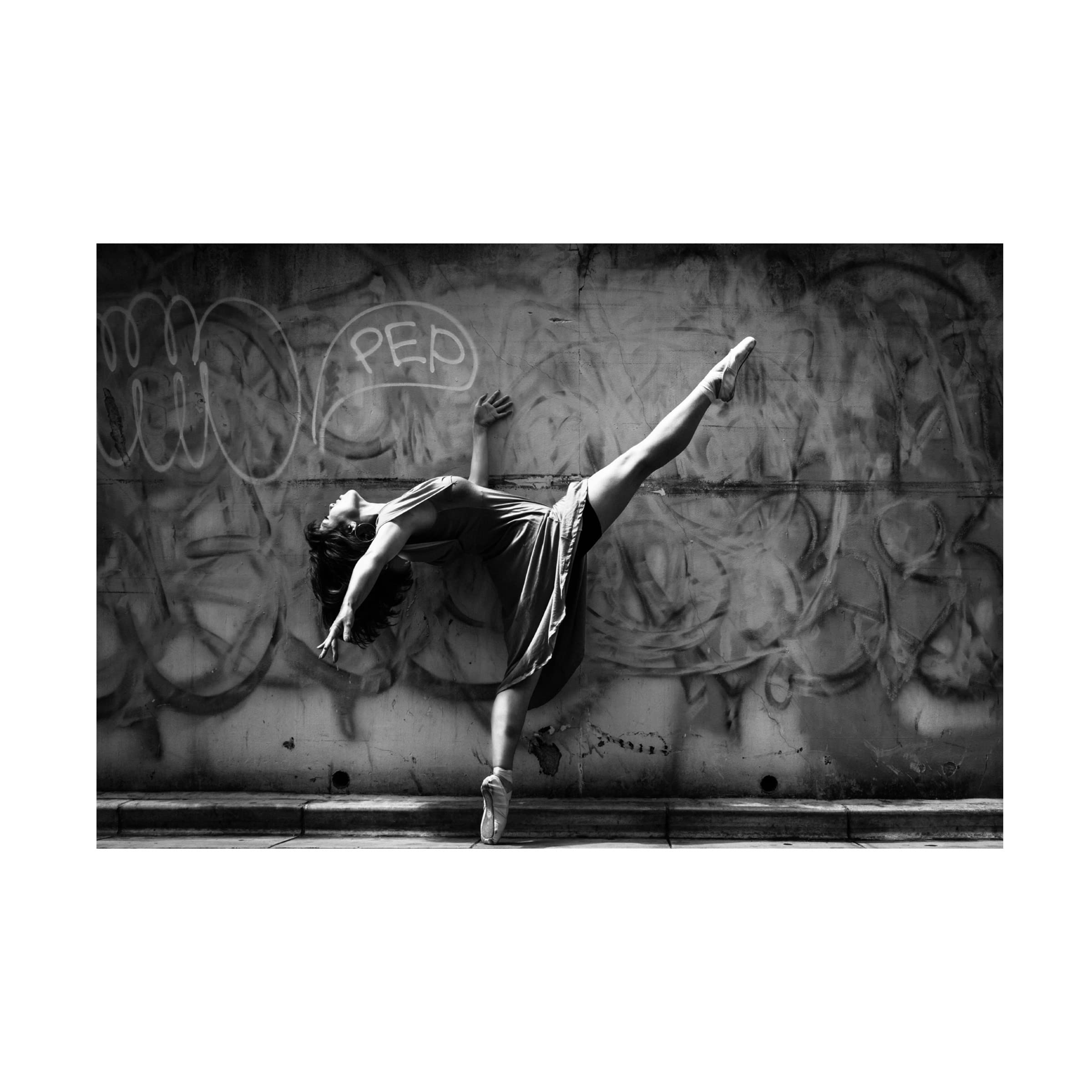 Trademark Fine Art 'Dance' Canvas Wall Art by Toru Matsunaga - Modern Abstract Painting for Living Room, Bedroom & Office Decor