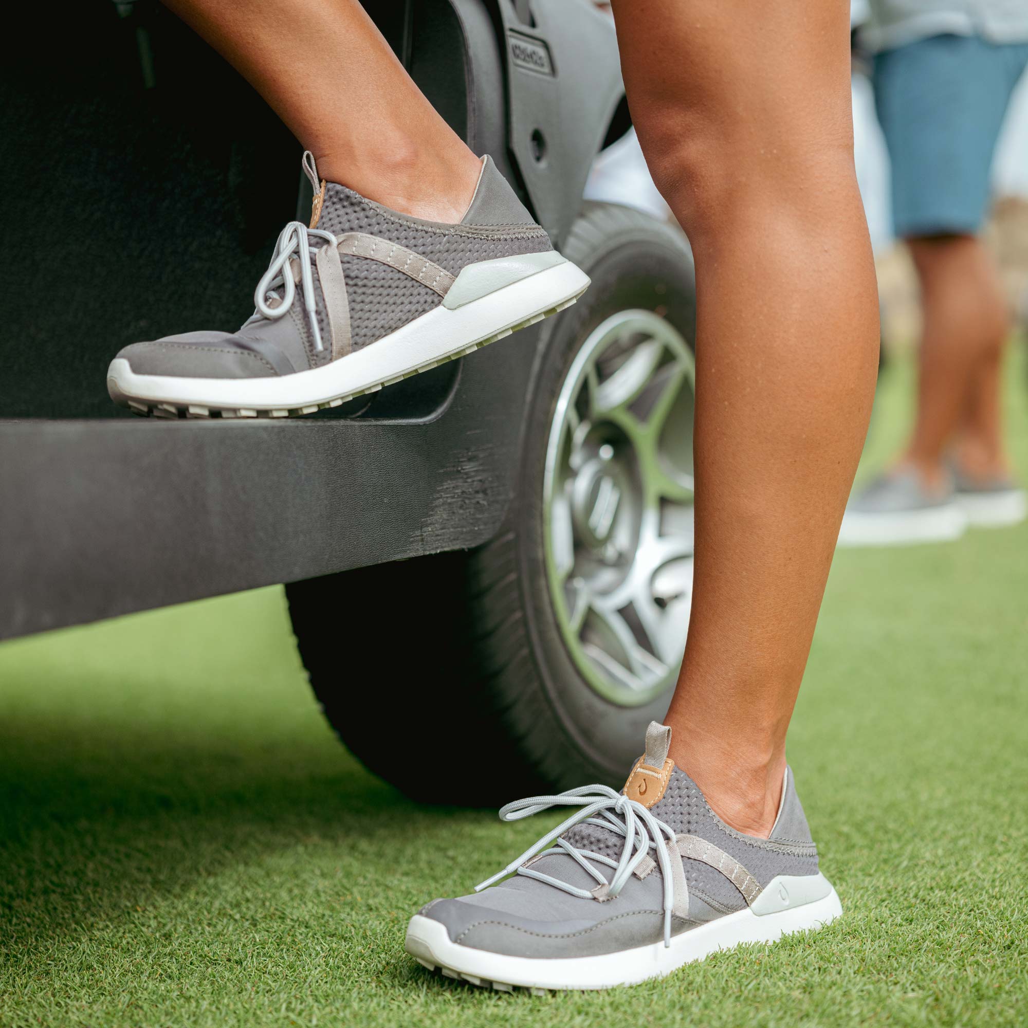 Kawela Pavement Mist Grey - Premium Outdoor Concrete Paint for Driveways, Patios & Walkways - Weather-Resistant & Durable Finish for Home & Commercial Use