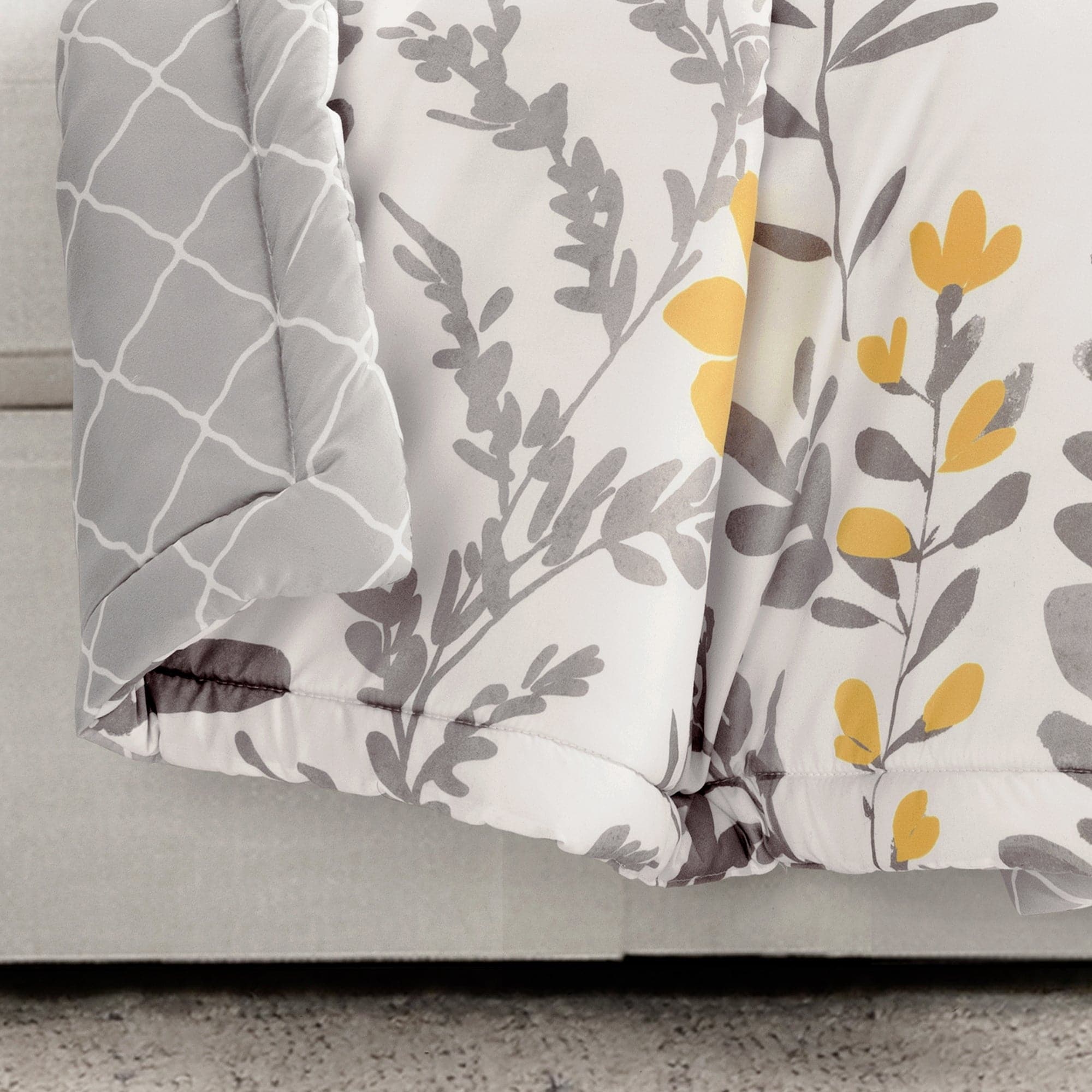 Reversible Aprile Throw Blanket - Soft & Cozy Double-Sided Design for Couch, Bed, or Sofa - Perfect for Home Decor, Gifts, and All Seasons Use