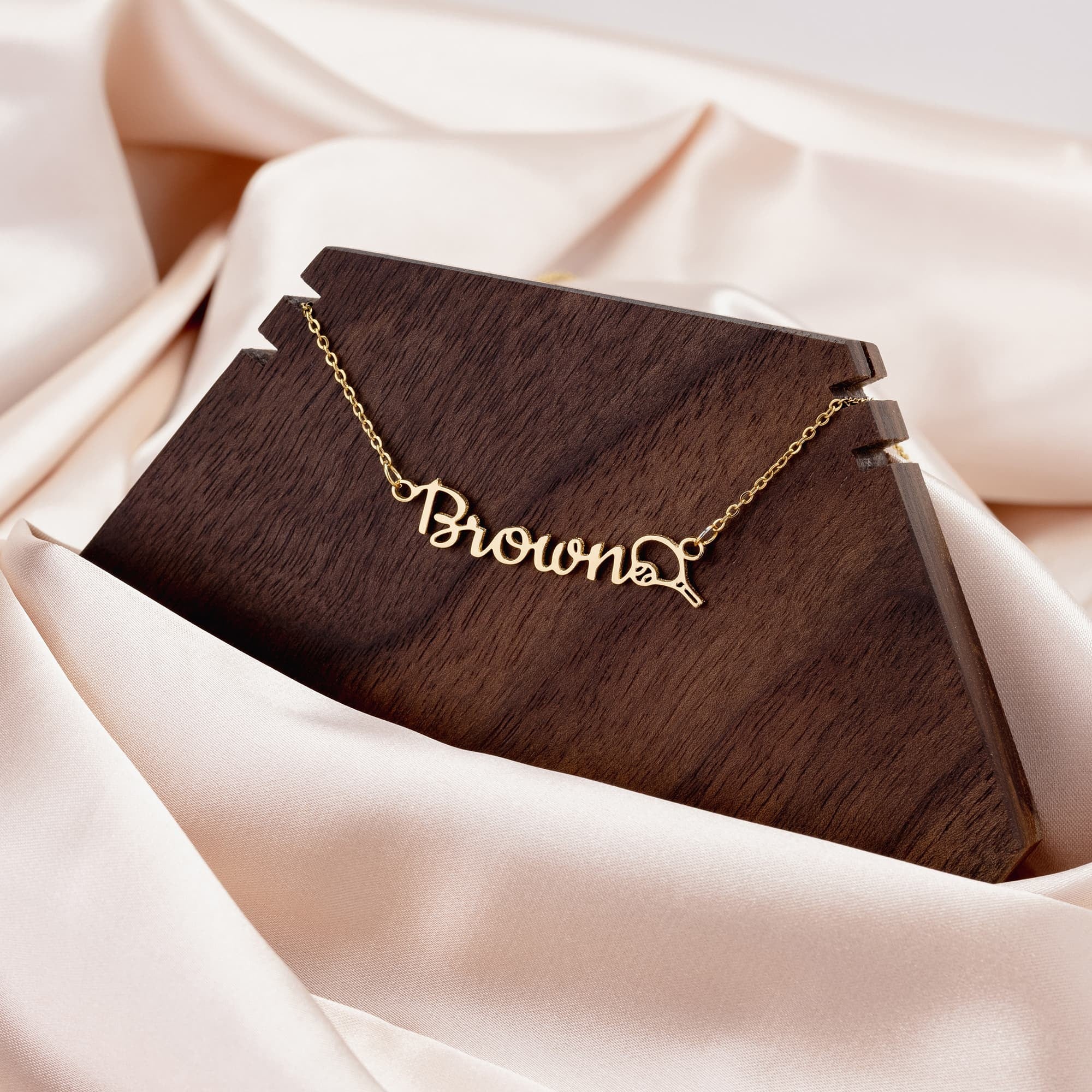 Personalized Sports Mom Necklace - Best Birthday Gift for Mom from Son - Soccer Mom Jewelry for Women - Perfect for Game Days & Special Occasions