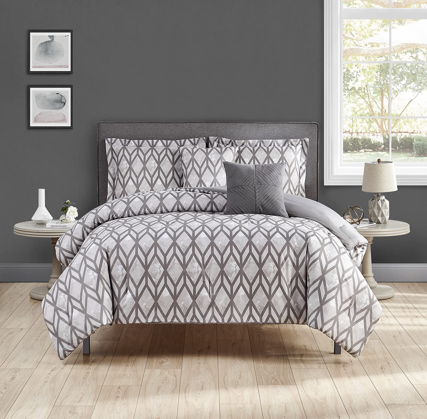 Tricia Marble Geo Brushed Microfiber 5-Piece Comforter Set - Soft Gray All Season Bedding for Full/Queen Beds - Perfect for Cozy Bedrooms & Guest Rooms