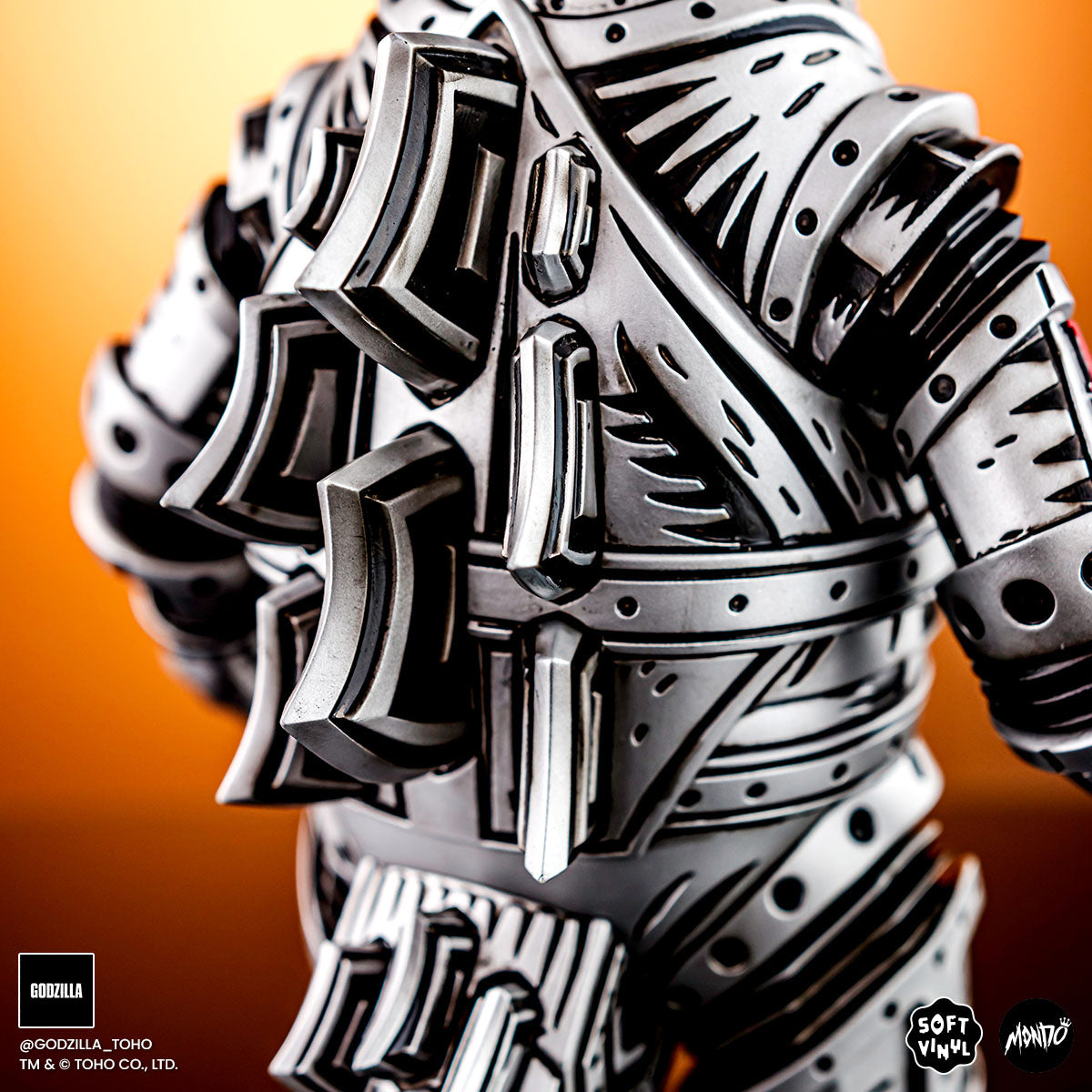 Mechagodzilla Vinyl Designer Figure by Attack Peter - Silver Variant Limited Edition Collectible Toy for Anime & Kaiju Fans - Perfect for Display, Gifts, and Action Figure Collections