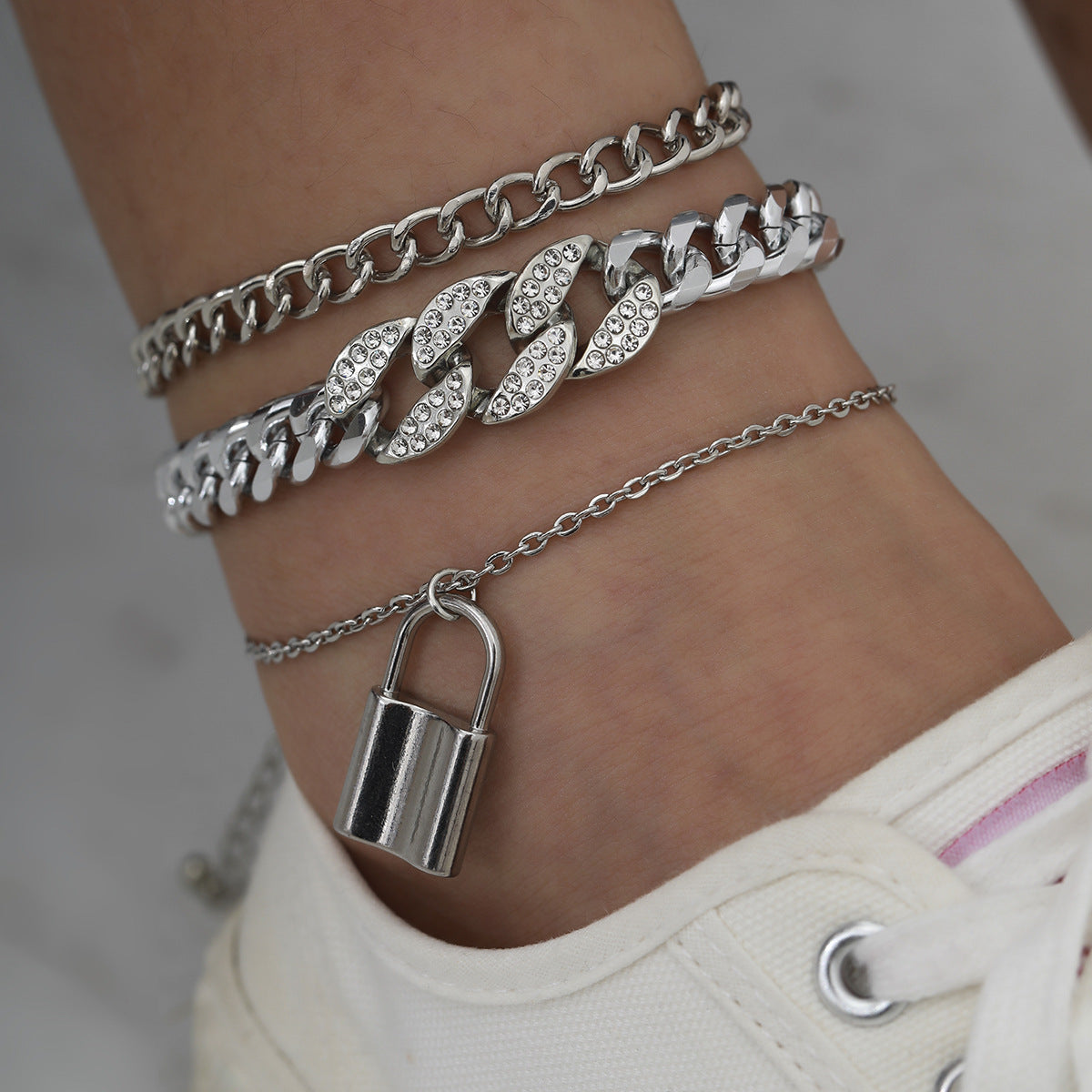 Retro Stacking Micro Inlaid Fashion Anklet for Women - Hip Hop Cuban Chain Lock Design Jewelry - Perfect for Parties, Concerts and Streetwear Style