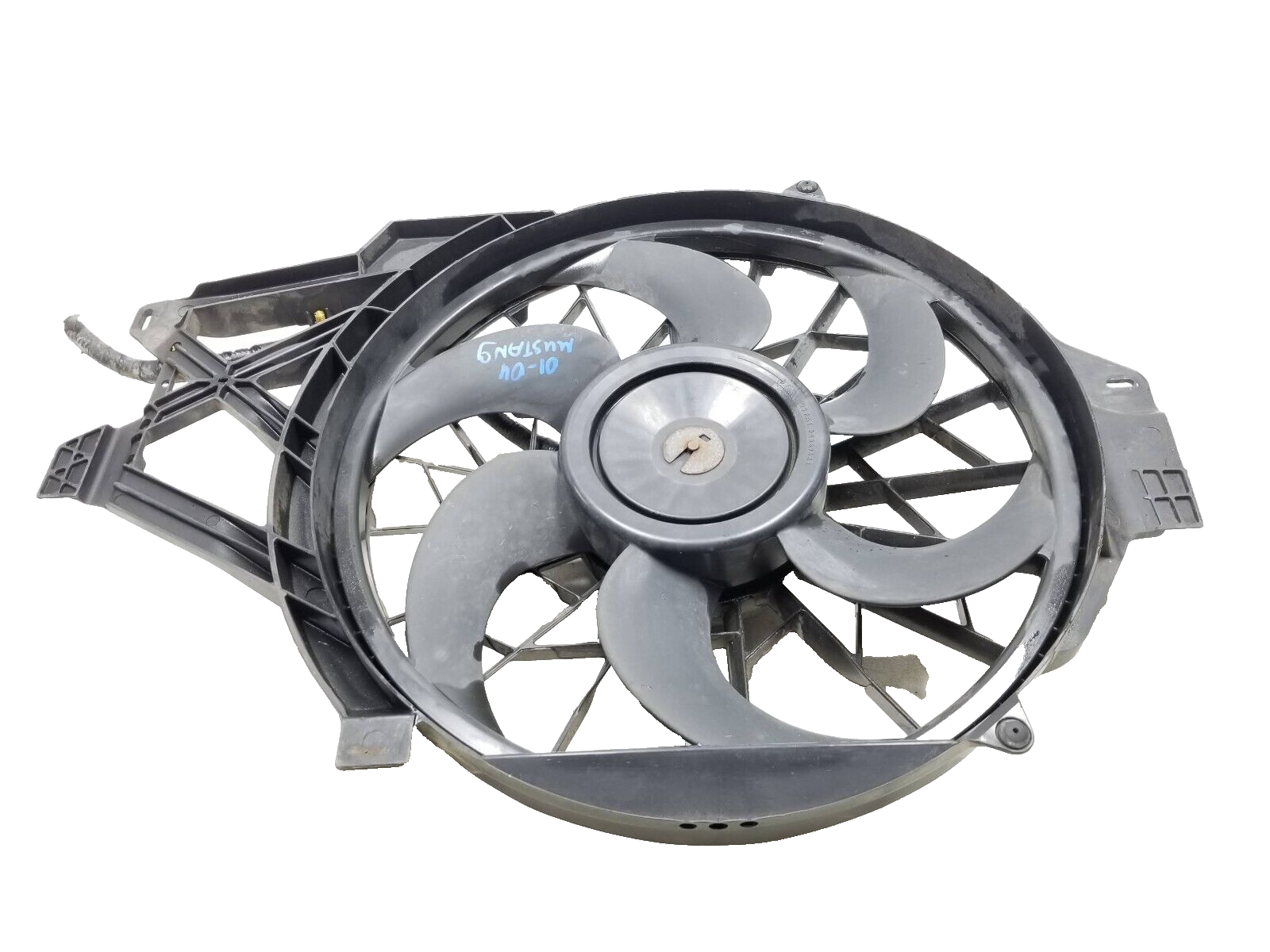 2001-2004 Ford Mustang Engine Radiator Cooling Fan Assembly XR3H-8146-AA OEM Replacement - Perfect for Cooling System Repair & Performance Upgrades