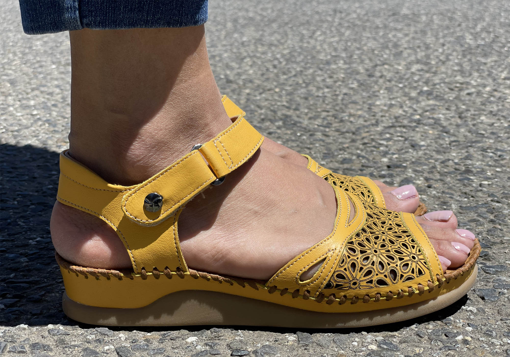Orizonte Noble Women's European Comfortable Leather Sandals - Stylish Summer Walking Shoes for Beach, Vacation & Casual Outings