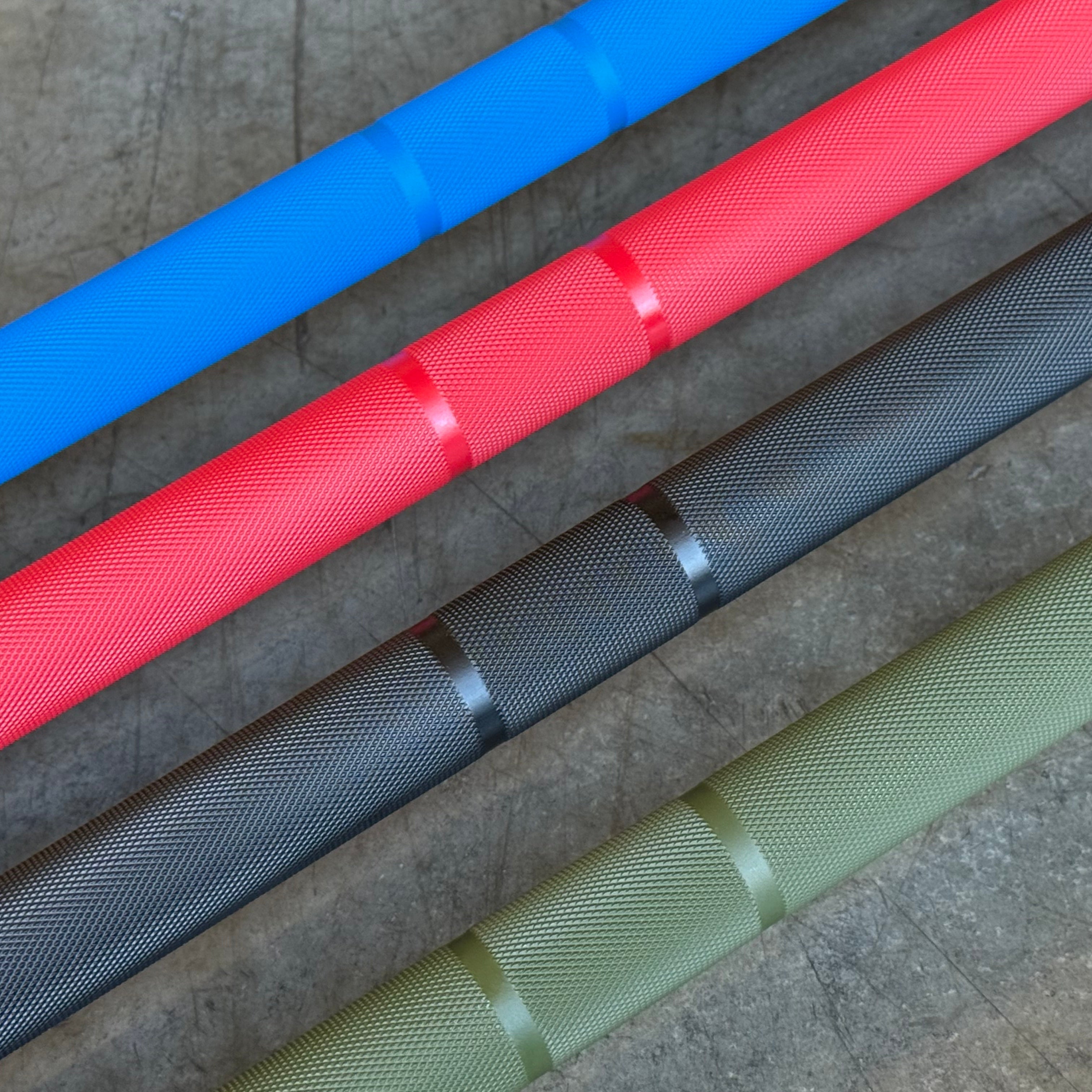 GIANT 20kg Hybrid Bar 2.0 with Cerakote Coating - Premium Olympic Weightlifting Bar for CrossFit, Powerlifting & Home Gym Workouts