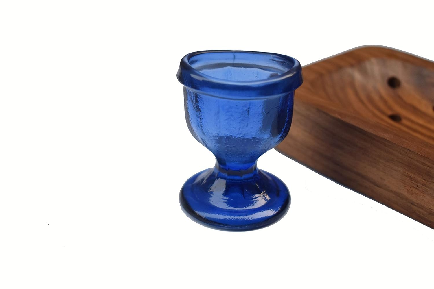 Soulvinee Glass Eye Wash Cup Set of 2 - White or Blue - Gentle Eye Cleansing Solution for Contact Lens Wearers & Allergy Relief - Perfect for Home, Office & Travel First Aid Kits