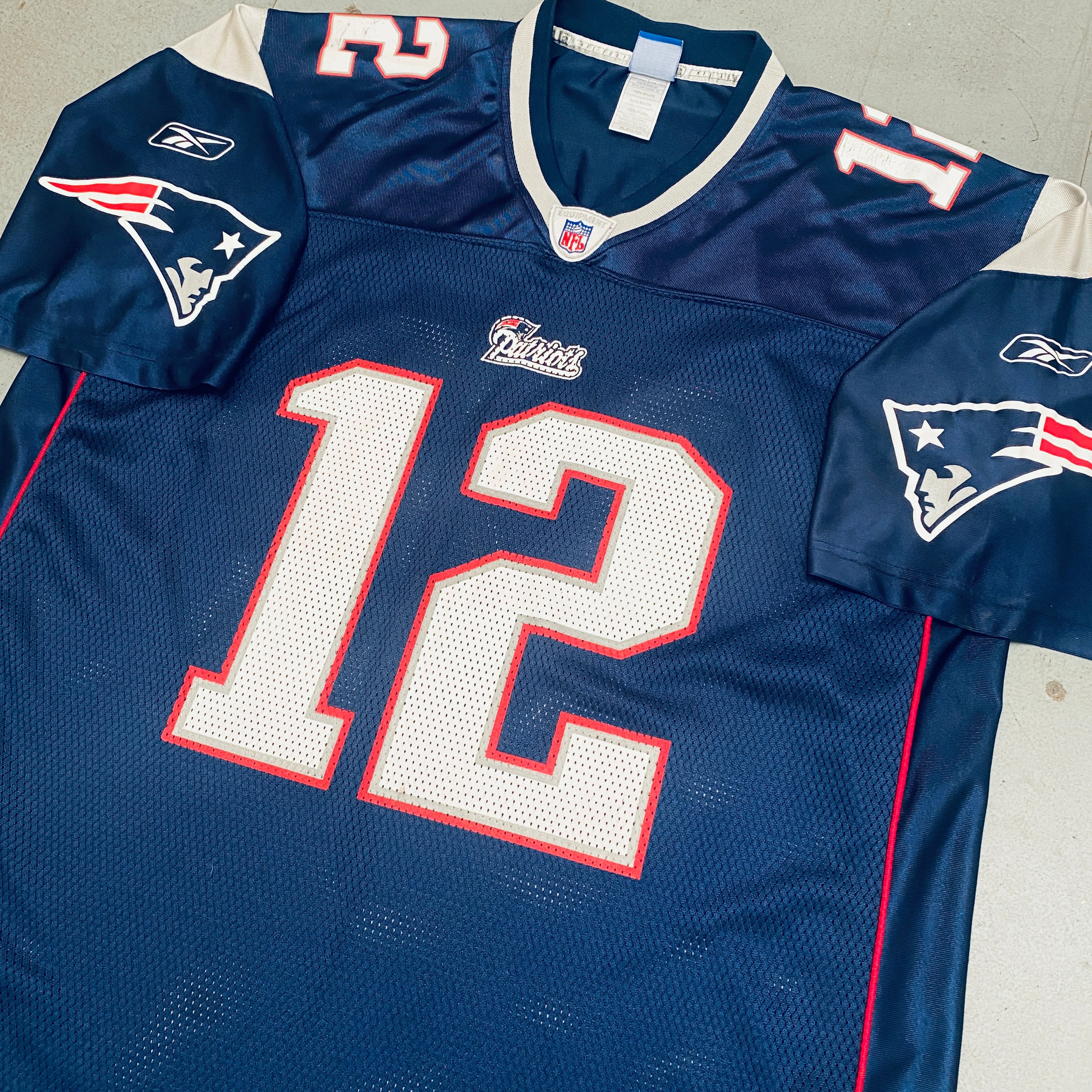 New England Patriots Tom Brady 2003/04 Jersey - XL Size - Authentic NFL Football Jersey for Fans, Collectors & Game Day Outfits