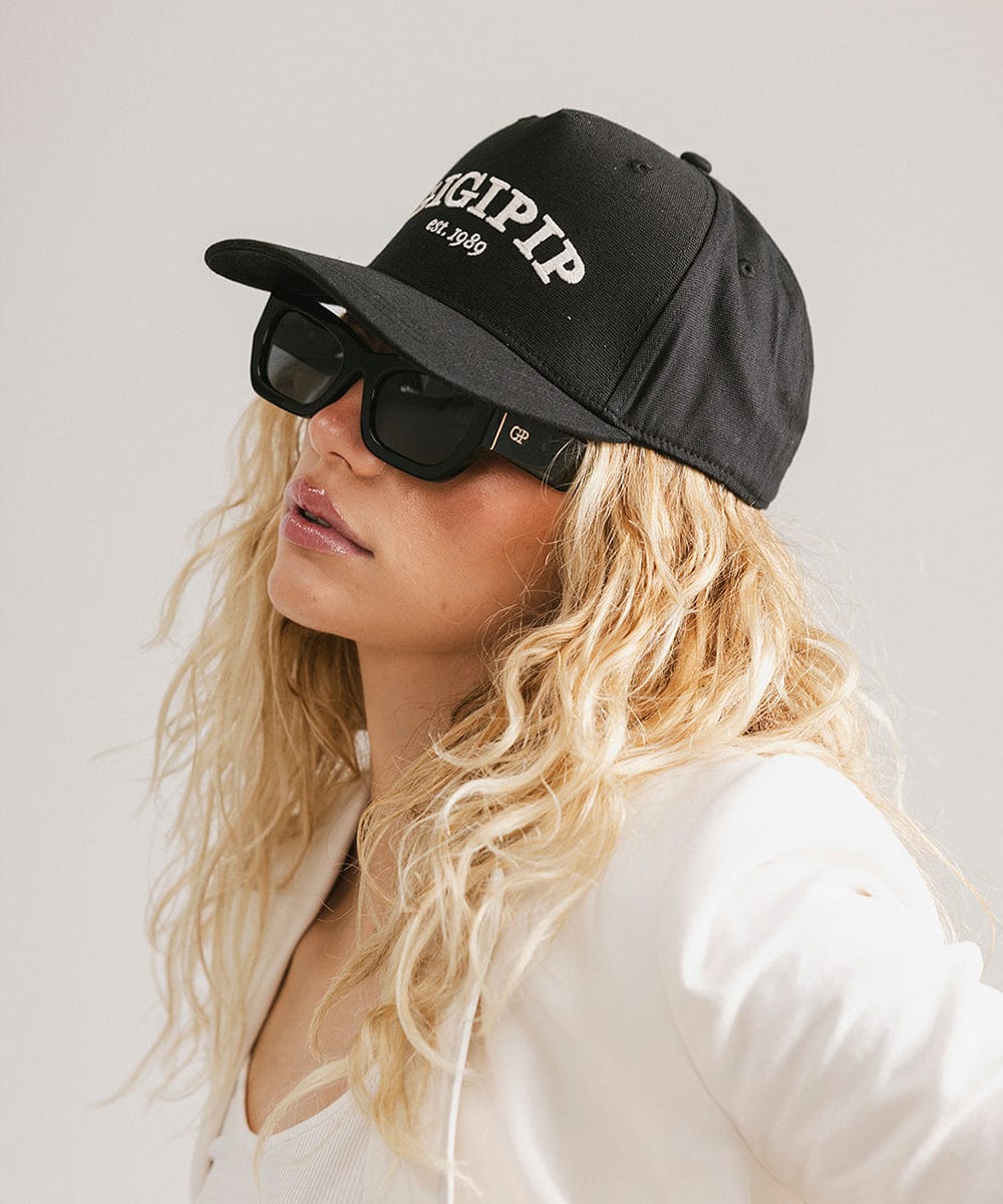 Gigi Pip Women's Vintage Trucker Hat - Adjustable Snapback Cap for Outdoor, Travel & Casual Wear