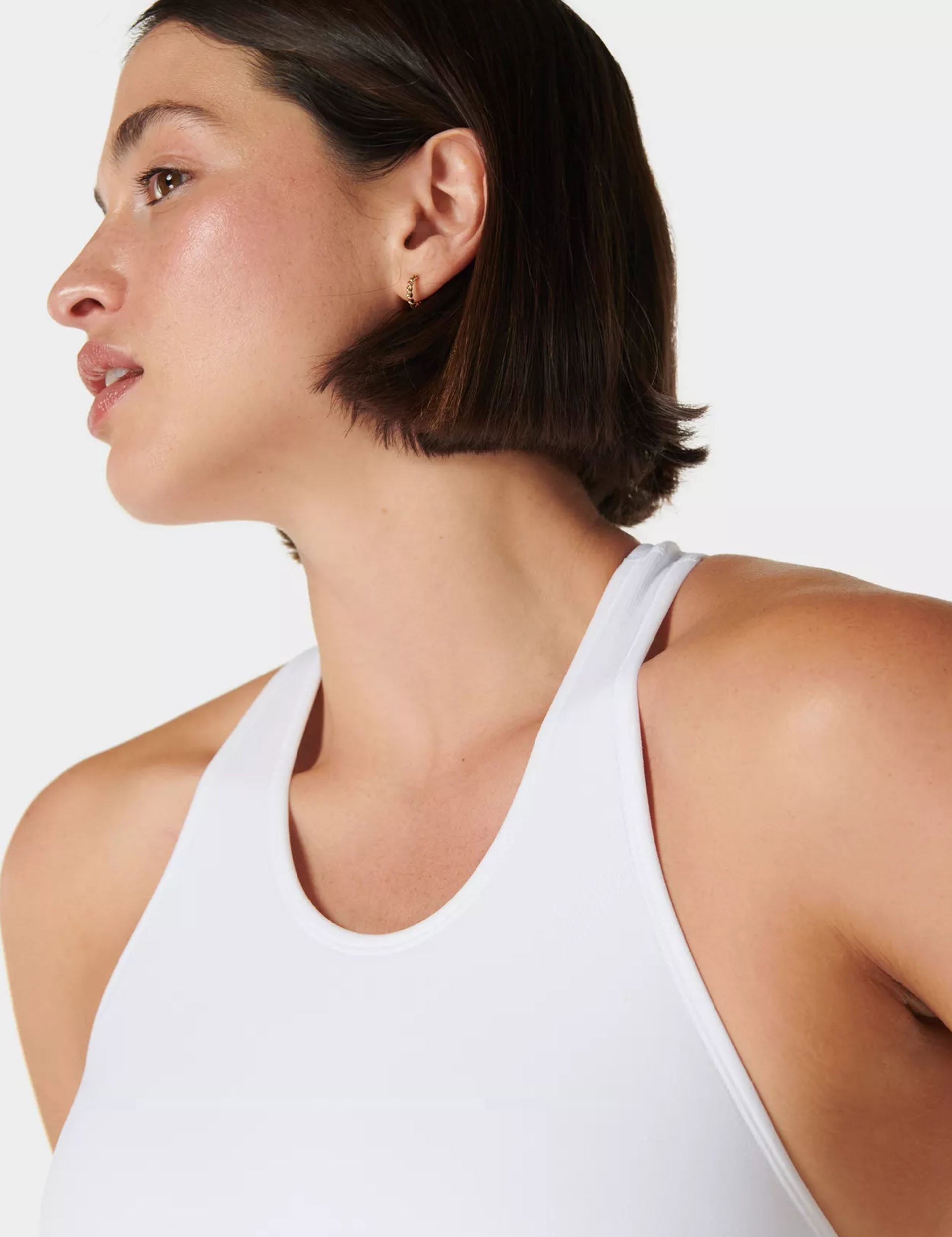 High-Quality Stamina Seamless Sports Bra for Women - Breathable & Supportive Workout Top - White - Perfect for Yoga, Running & Gym
