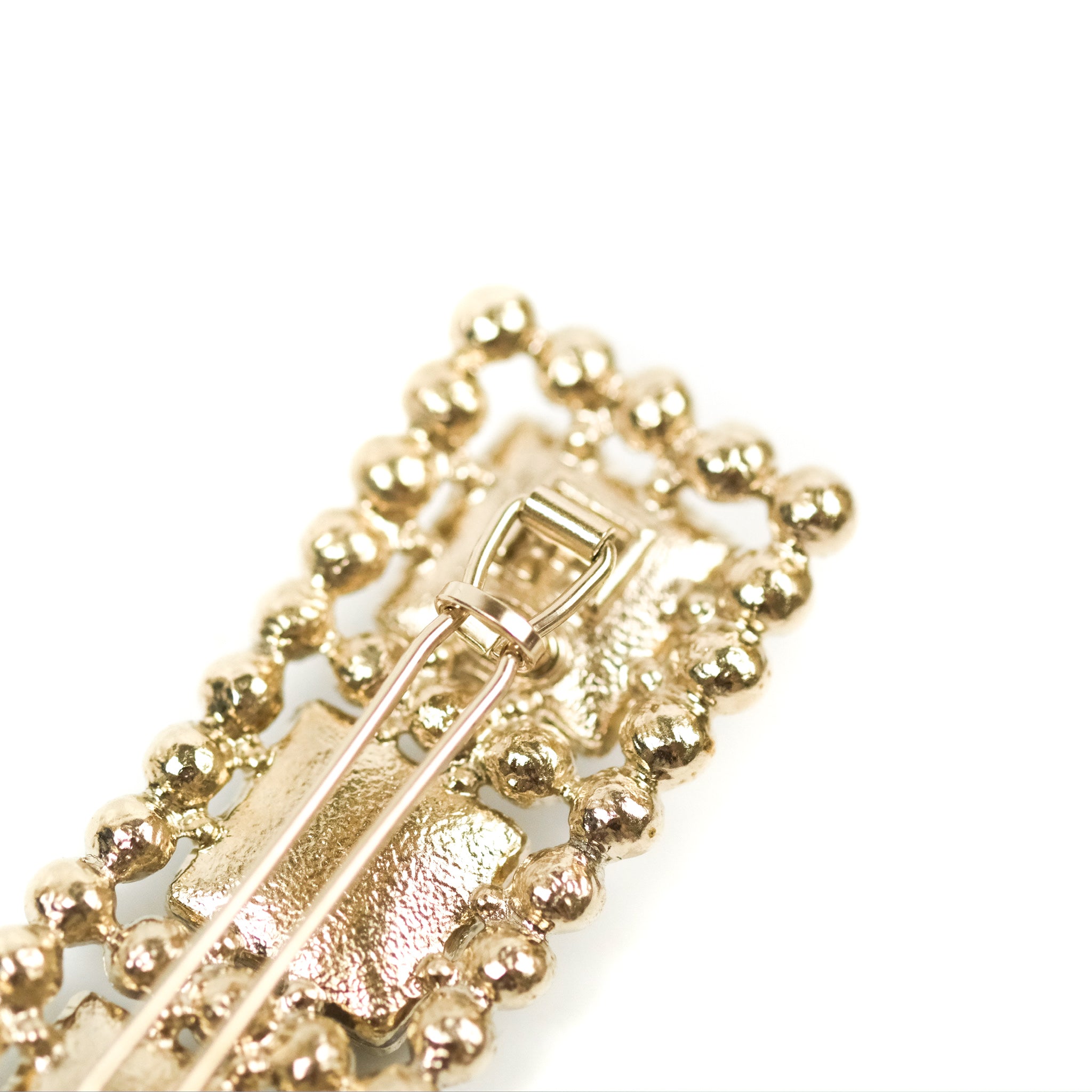 Chanel CC Pearl Grey Square Resin Hair Clip with Gold Tone 21V - Elegant Hair Accessory for Women, Perfect for Weddings, Parties & Everyday Style