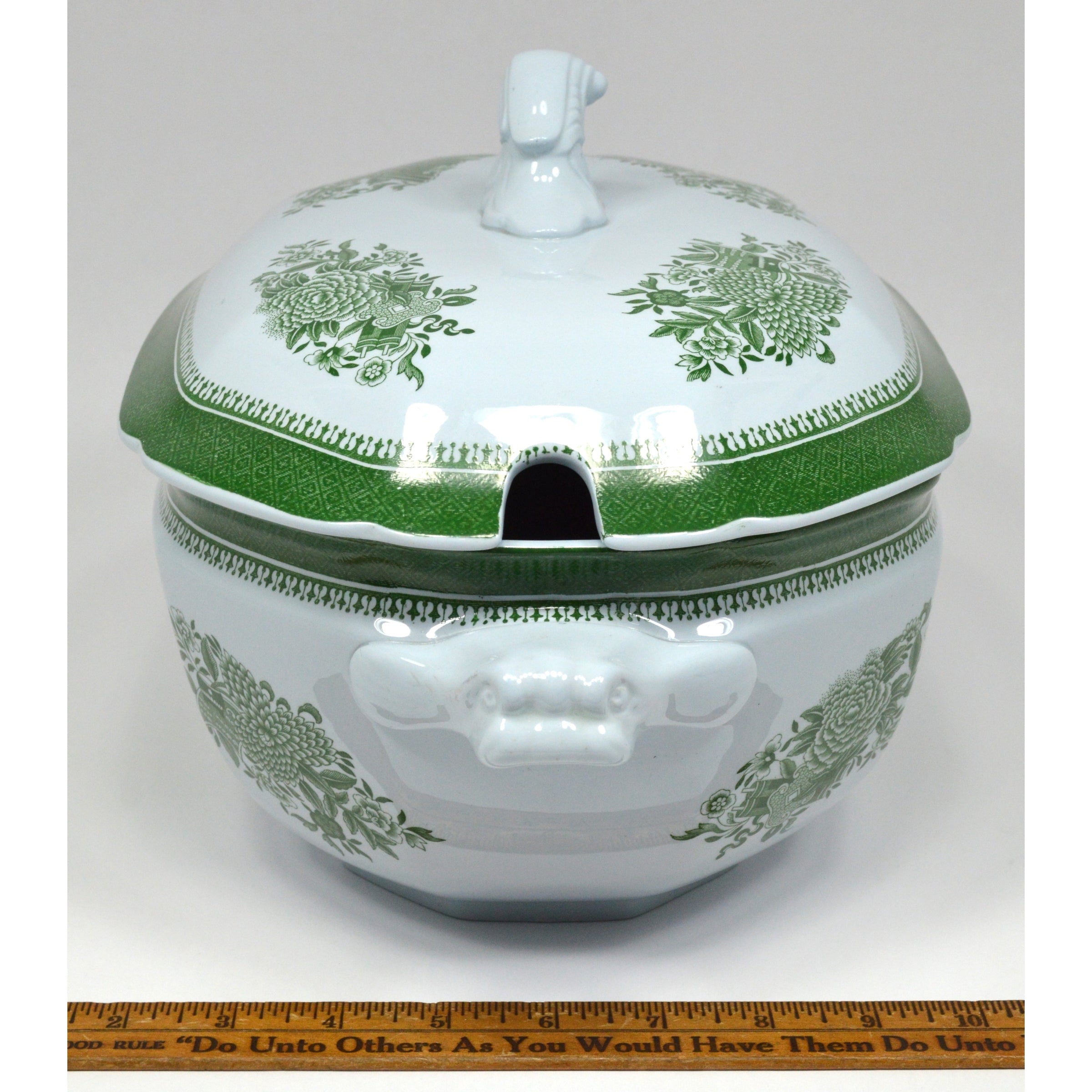 Premium SPODE 'FITZHUGH' Green 1-Gallon Large Soup Tureen with Lid - Elegant Serving Bowl for Dinner Parties & Holiday Entertaining