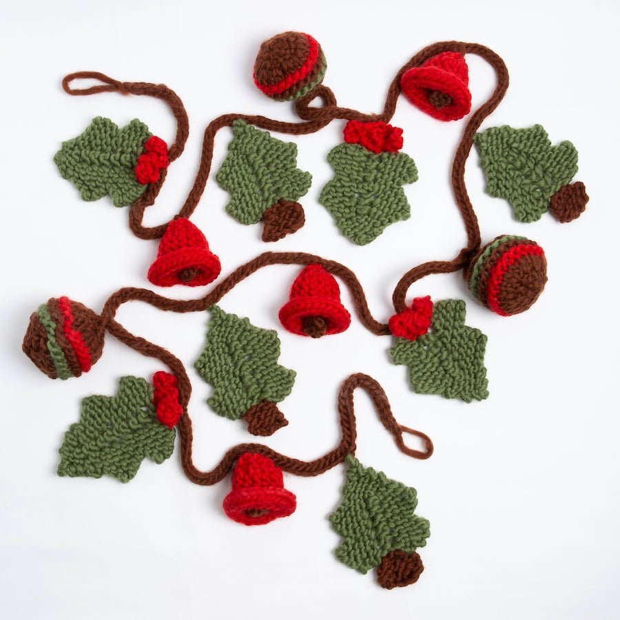 Christmas Knitting PDF Pattern - DIY Holiday Garland for Tree Decorations & Home Crafting