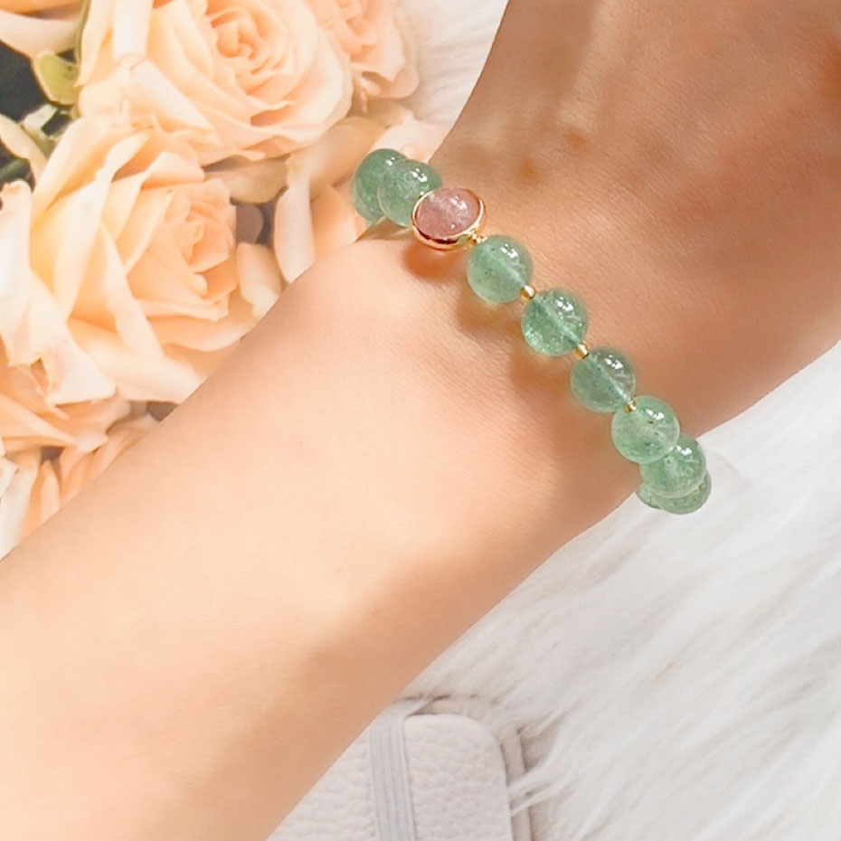 Green Strawberry Quartz Beads Bracelet for Women - Natural Healing Crystal Jewelry for Meditation, Yoga & Spiritual Gifts