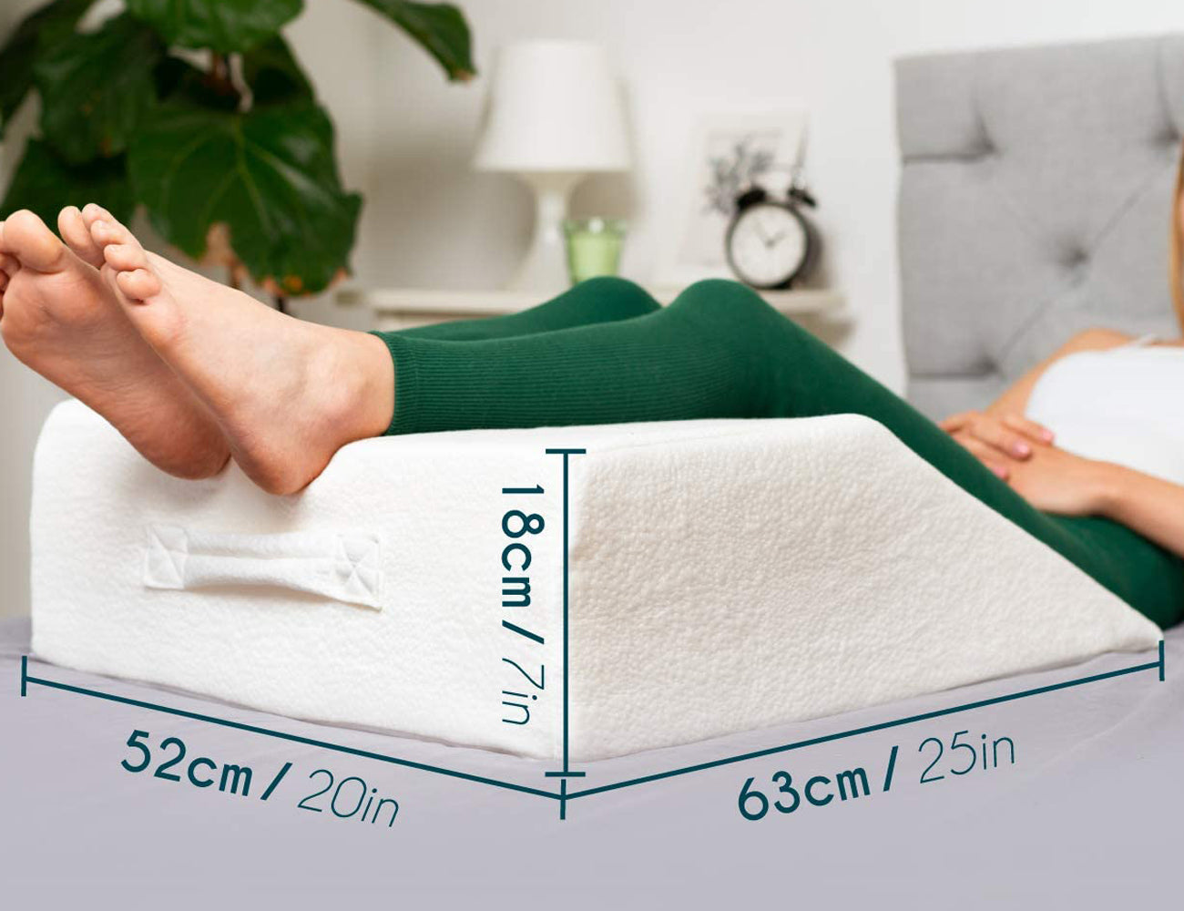 LiftPedic Leg Wedge Pillow for Sleeping - Orthopedic Knee Support Cushion for Back Pain Relief, Sciatica, Circulation - Comfortable & Adjustable Bed Wedge for Side Sleepers, Post-Surgery Recovery & Relaxation