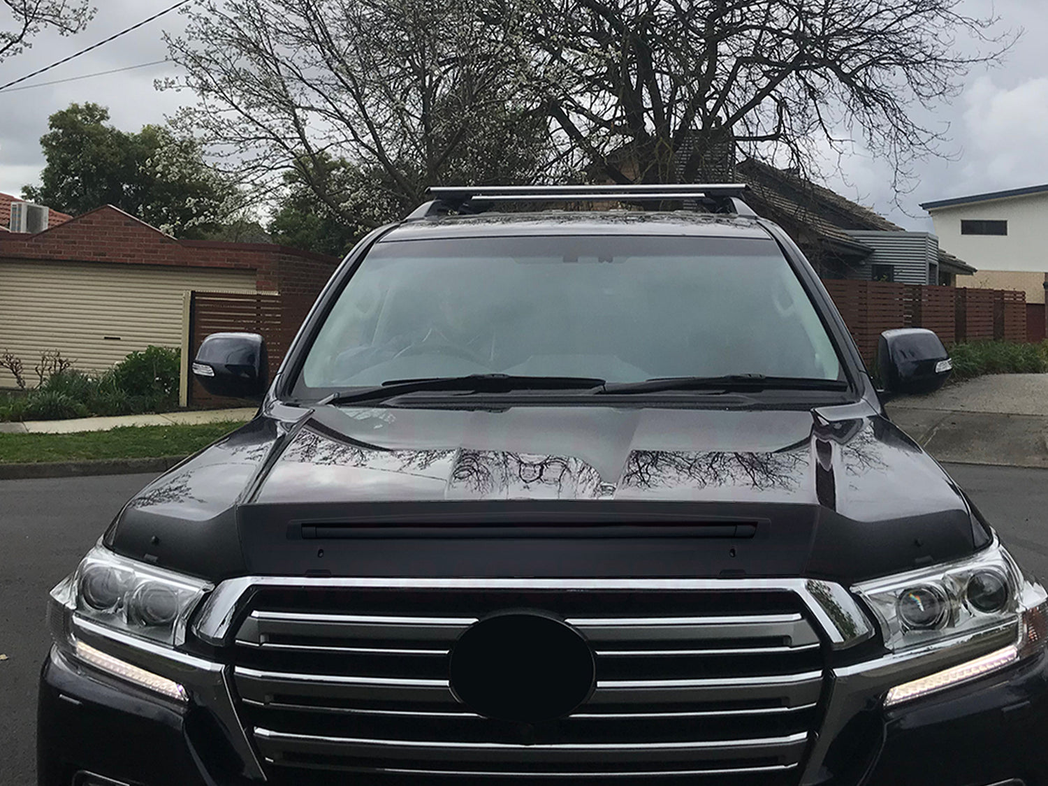 Toyota Land Cruiser 200 (LC200) 2016-2021 Wide Weather Shields & Bonnet Protector - Durable Car Accessories for Rain & Sun Protection - Perfect for Off-Road Adventures & Daily Commutes