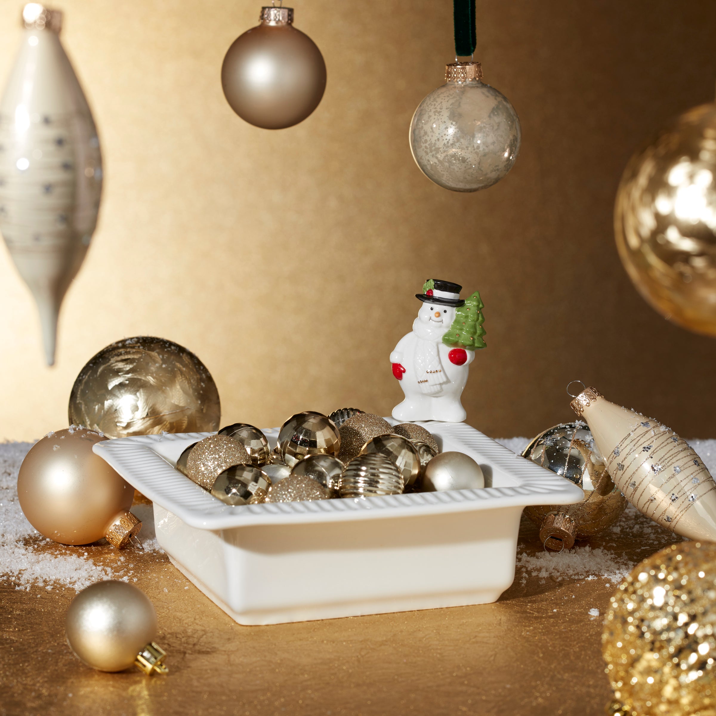 Snowman Popper - Fun Christmas Party Favors & Stocking Stuffers for Kids & Adults - Perfect for Holiday Celebrations, Office Parties & Family Gatherings