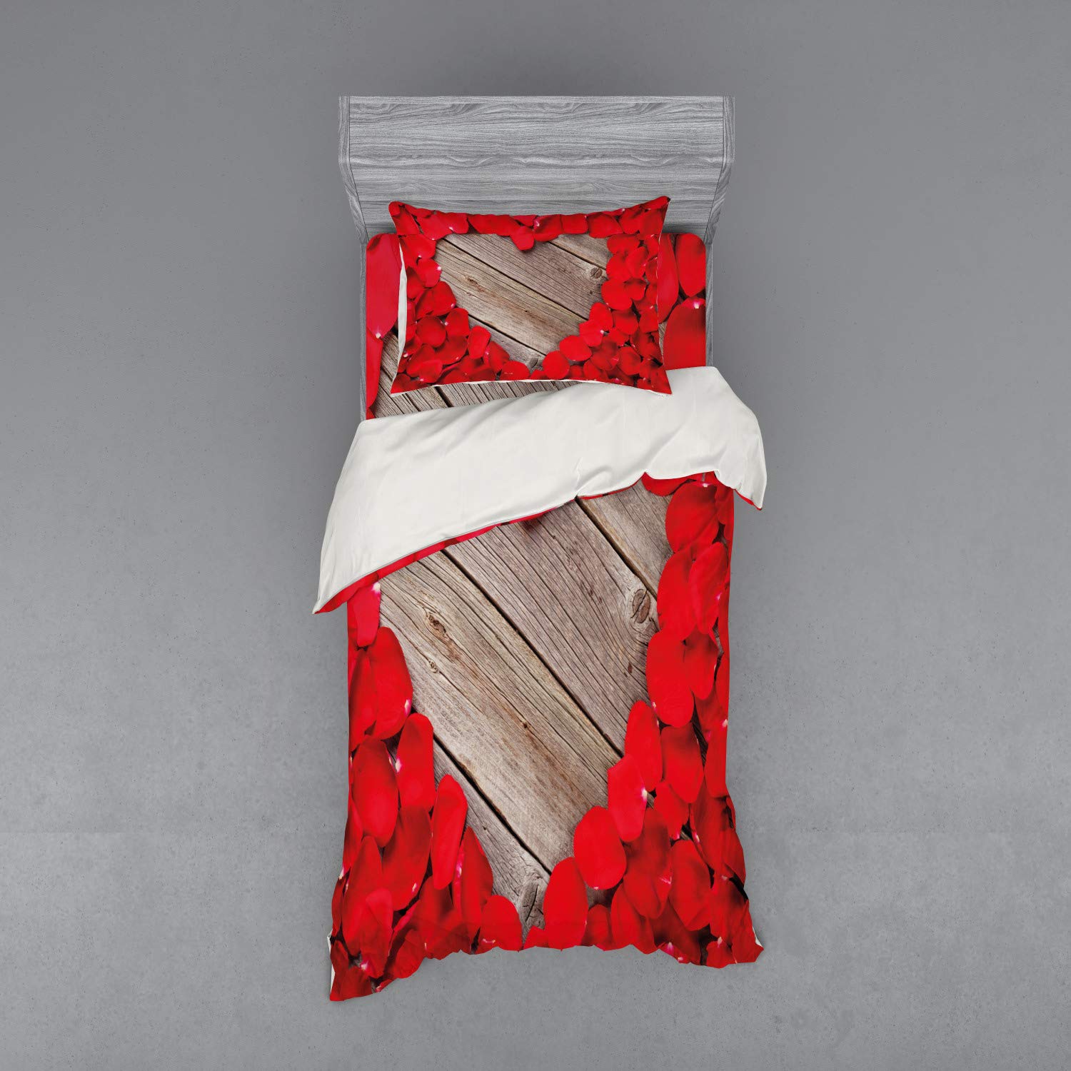 Ambesonne Rose Duvet Cover Set - Vibrant Red Rose Petals Heart Design on Wood Planks, 3-Piece Bedding Set with Sham & Fitted Sheet, Twin XL Size, Vermilion Cocoa - Perfect for Romantic Bedrooms, Valentine's Day Decor, and Cozy Master Suites