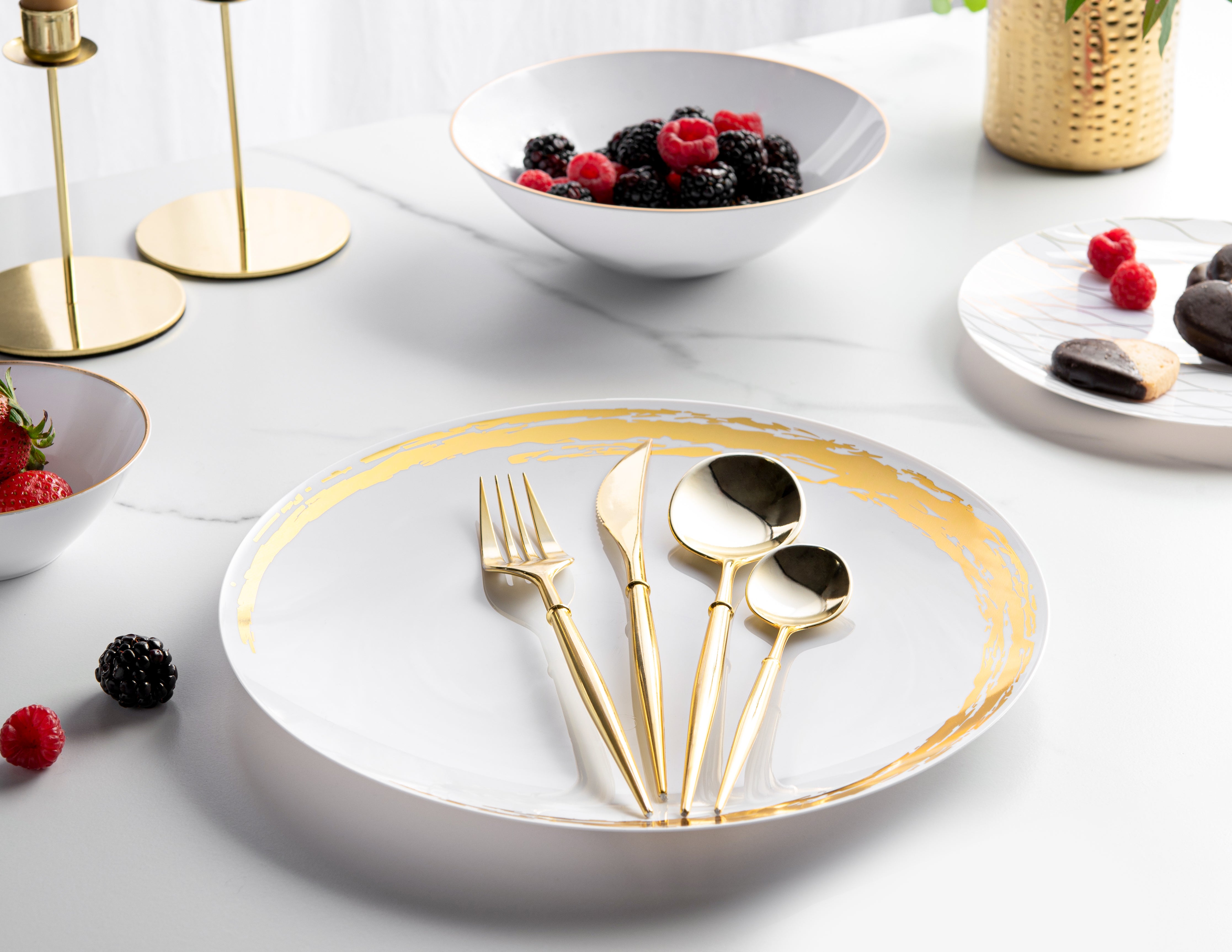 Premium 40-Piece Shiny Gold Flatware Set for 8 - Elegant Stainless Steel Cutlery Set for Formal Dining, Wedding Registry & Luxury Dinner Parties