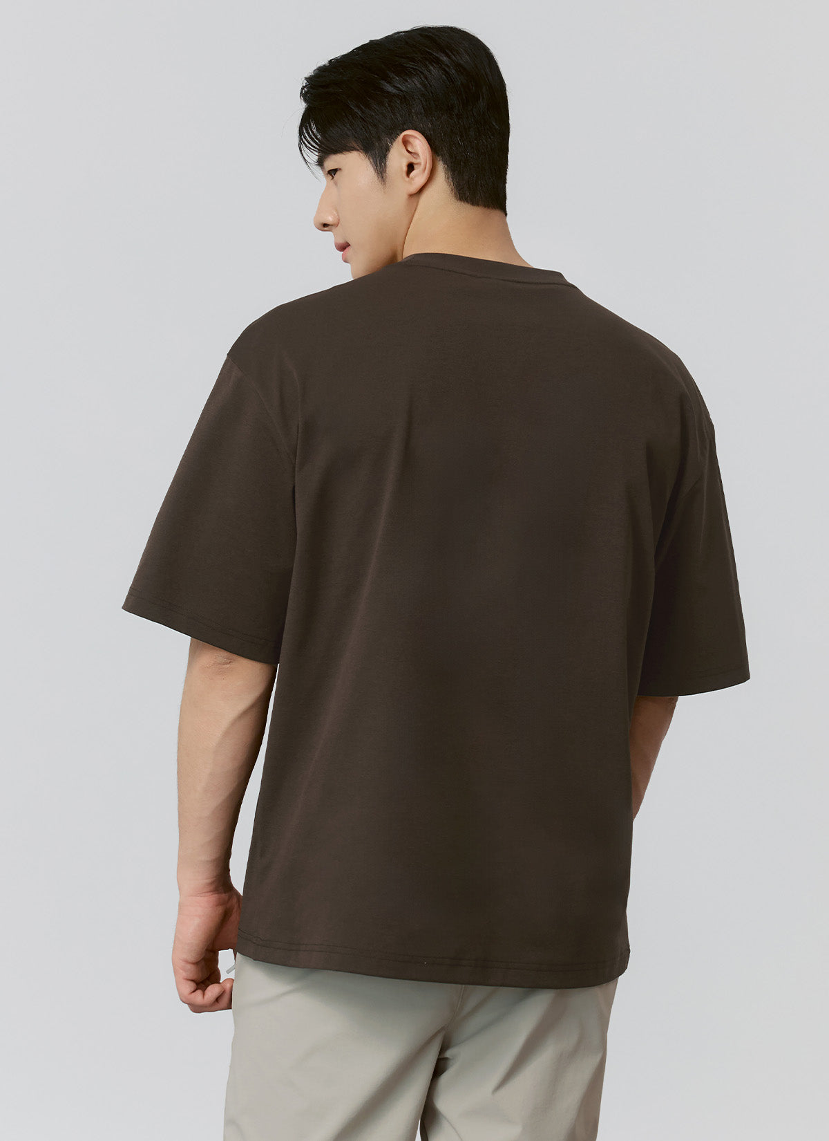 Cool Breeze Oversized Pocket Short Sleeve T-Shirt for Men - Casual Summer Comfort Shirt for Beach, Lounge & Outdoor Activities