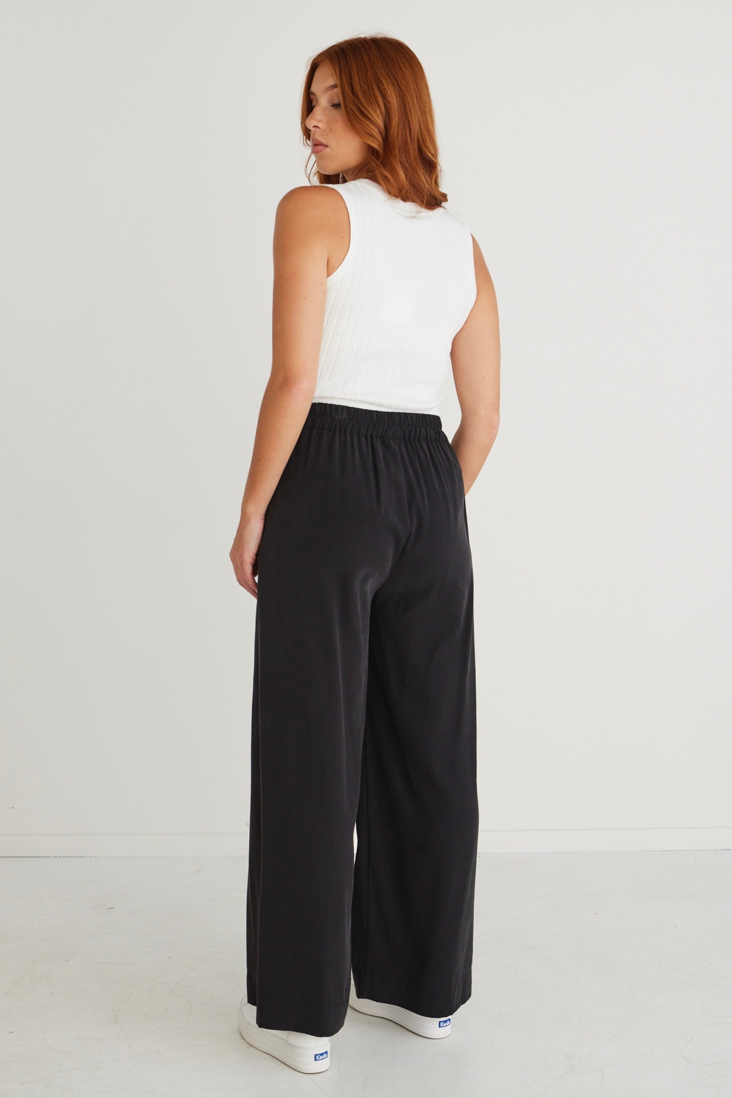 Luxury High Waist Black Wide Leg Pants for Women - Comfortable Pull-On Palazzo Trousers for Office, Travel & Evening Outfits