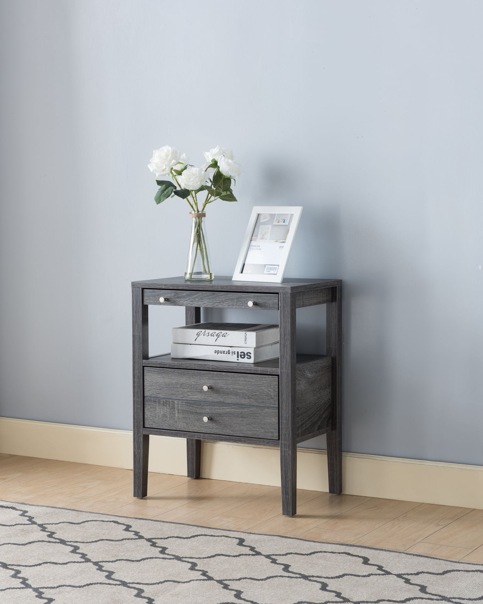 Modern Grey Accent Table - Stylish Side Table for Living Room, Bedroom, or Office - Perfect for Home Decor & Small Spaces