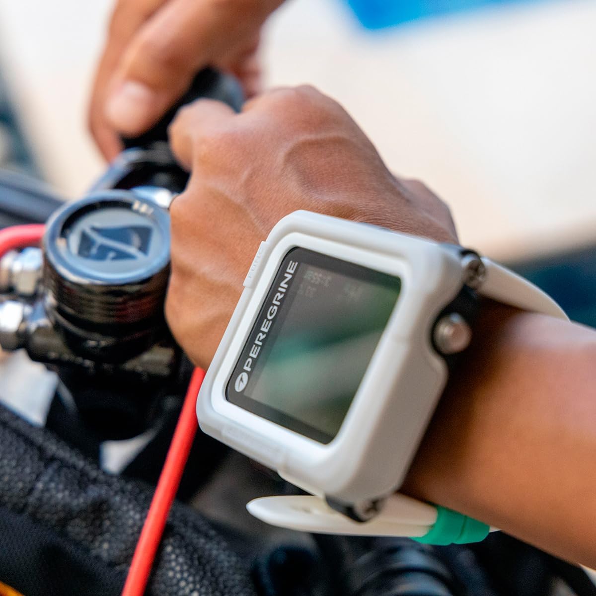 Shearwater Peregrine Dive Computer - Advanced Scuba Diving Watch for Recreational & Technical Divers | Perfect for Underwater Exploration, Spearfishing & Marine Adventures