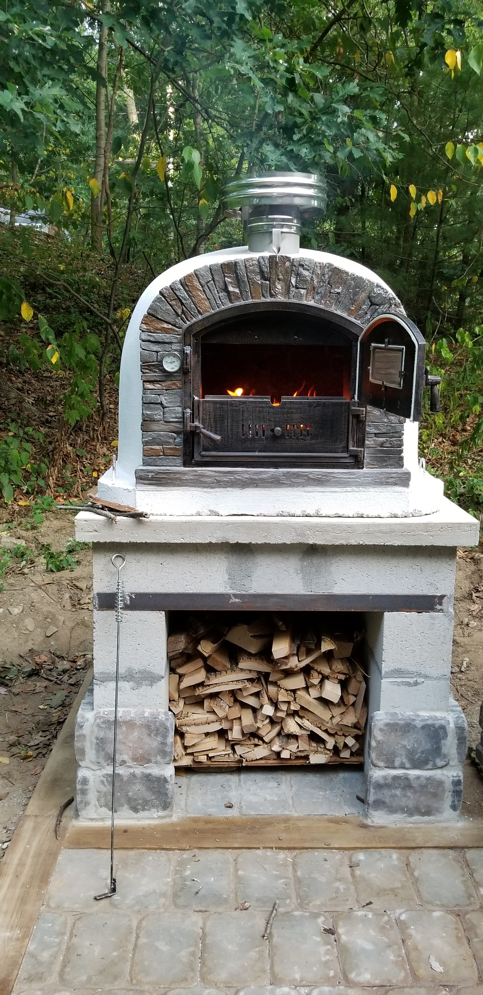 Premium VENTURA PRETO Wood Fired Pizza Oven - Best Selling Outdoor Pizza Maker for Backyard, Patio & Camping | Perfect for Home Chefs & Outdoor Cooking Enthusiasts