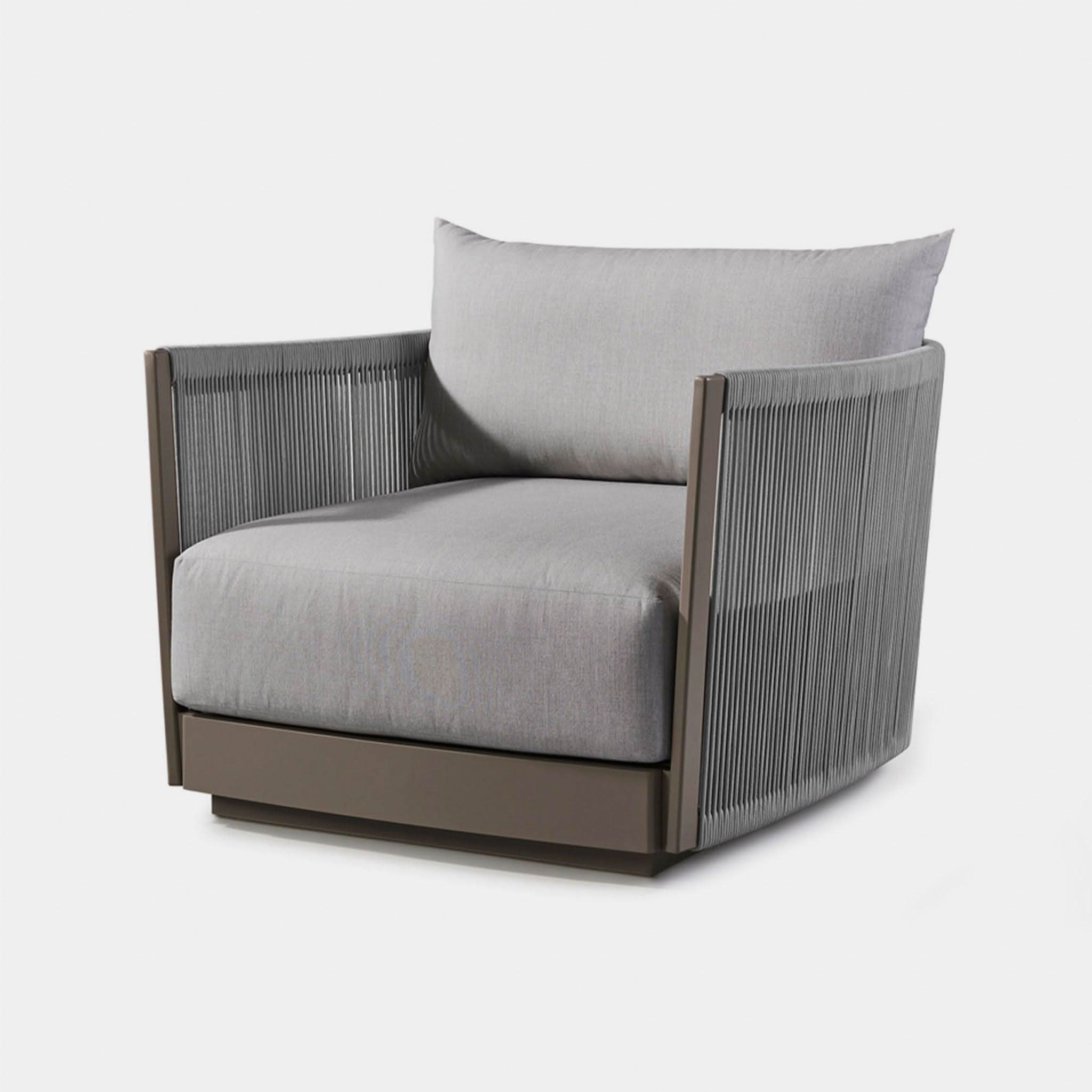 Antigua Lounge Chair - Modern Outdoor Patio Furniture for Relaxing in Garden, Poolside, or Balcony