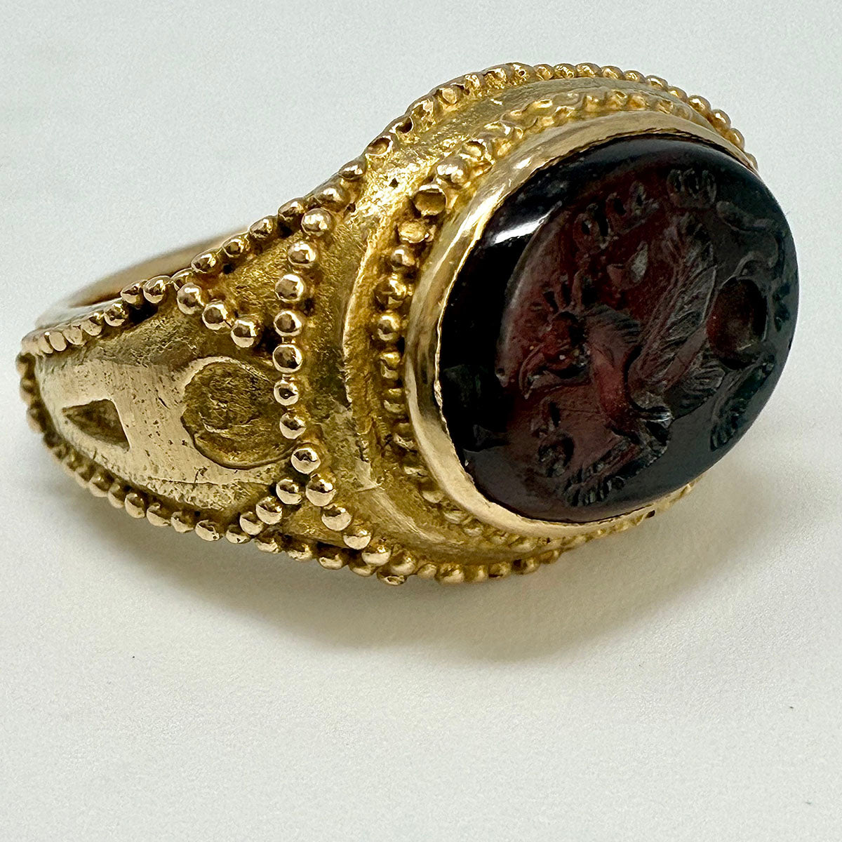 Elegant Intaglio Ring for Women - Vintage Carved Gemstone Jewelry - Perfect for Weddings, Parties & Special Occasions