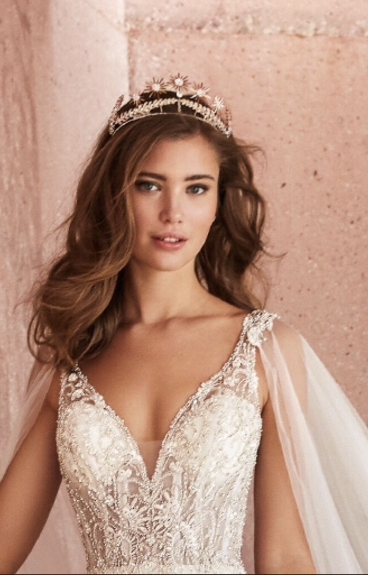 STARBURST Bridal Tiara – Elegant Rhinestone Wedding Crown for Brides, Bridesmaids & Prom | Perfect for Weddings, Proms, Pageants & Special Occasions