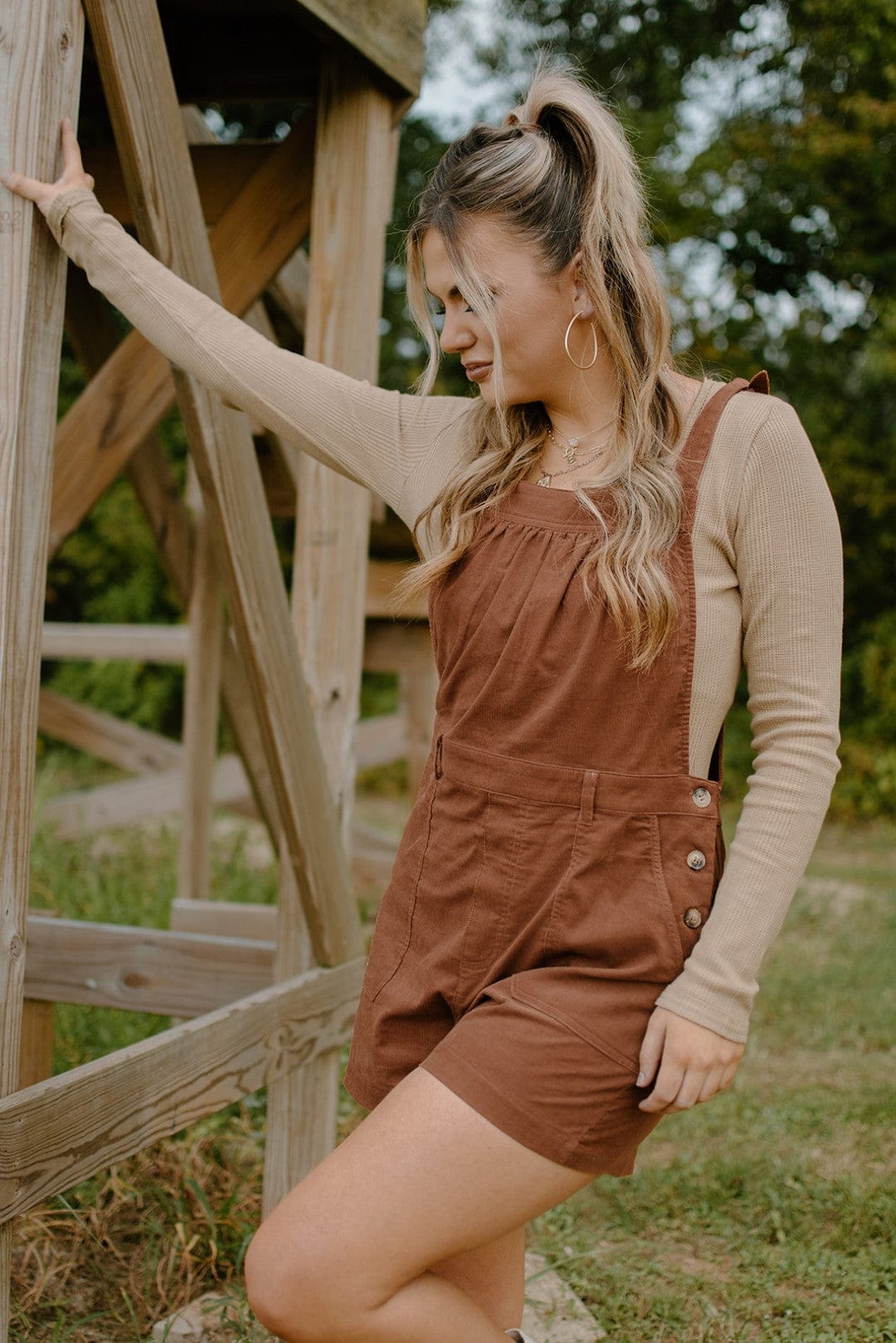 Stylish Brick Corduroy Overalls Romper for Women - Trendy Jumpsuit with Pockets | Perfect for Casual Outings, Fall Fashion & Photoshoots