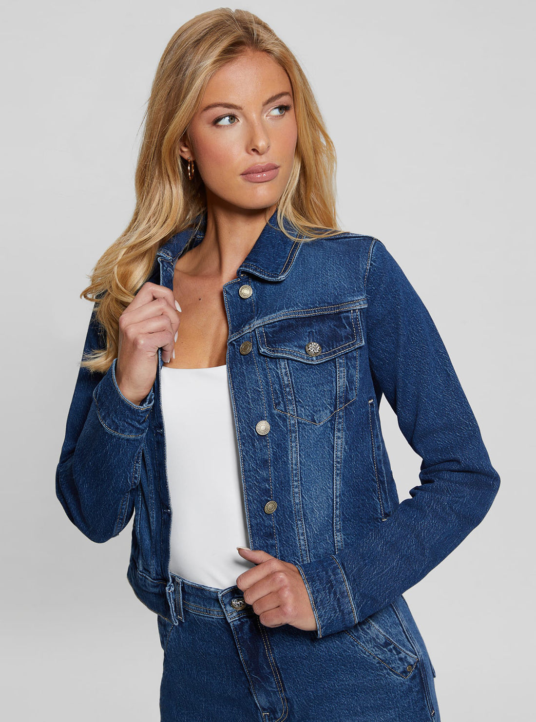 Blue Denim Delya Trucker Jacket - Women's Vintage Style Denim Jacket for Casual Outfits & Streetwear Fashion | Perfect for Spring, Fall & Layering Looks