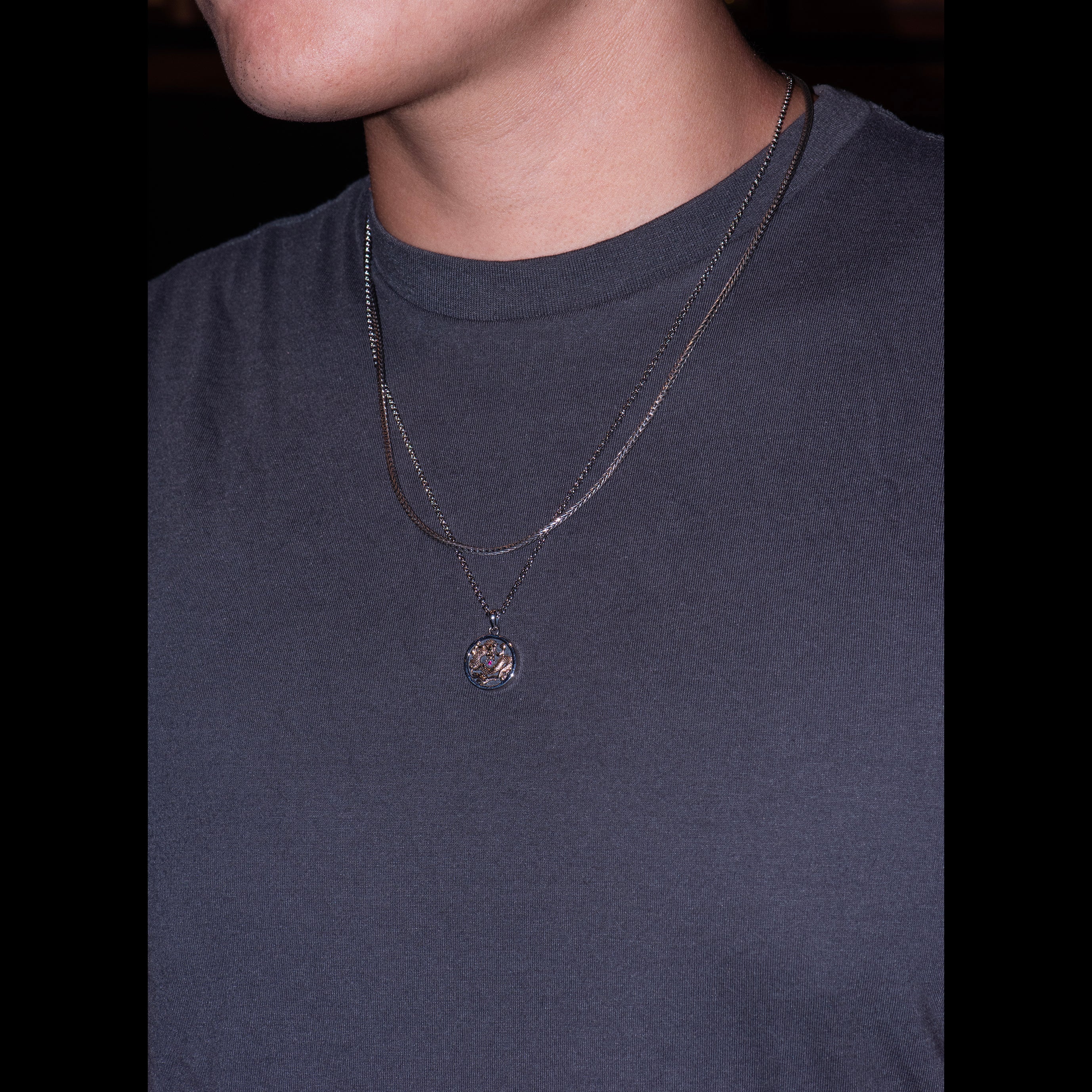 Exquisite Dragon Pendant Necklace - Lucky Charm Jewelry for Men & Women | Perfect for Gifts, Cosplay, and Spiritual Protection