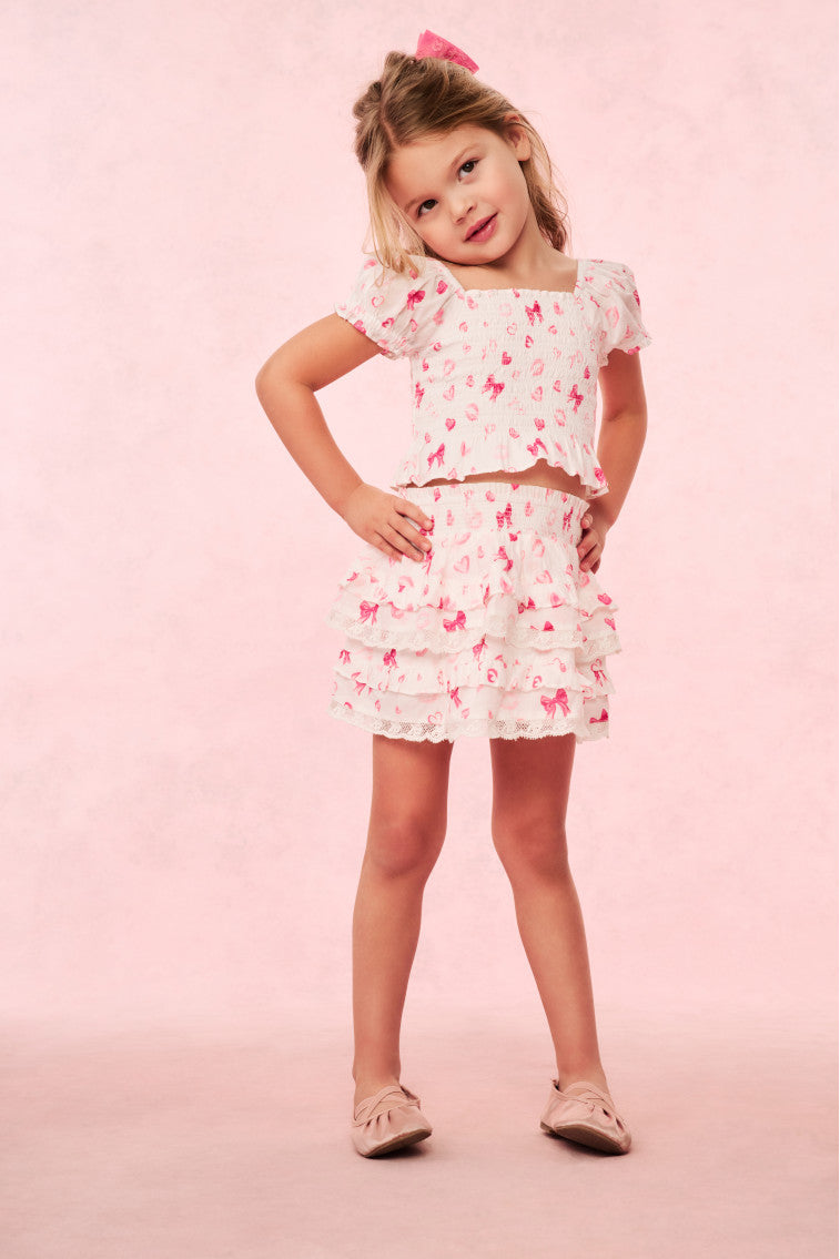 Girls' Stylish Bow & Kiss Print T-Shirt - Cute Casual Top for School, Playdates & Everyday Wear