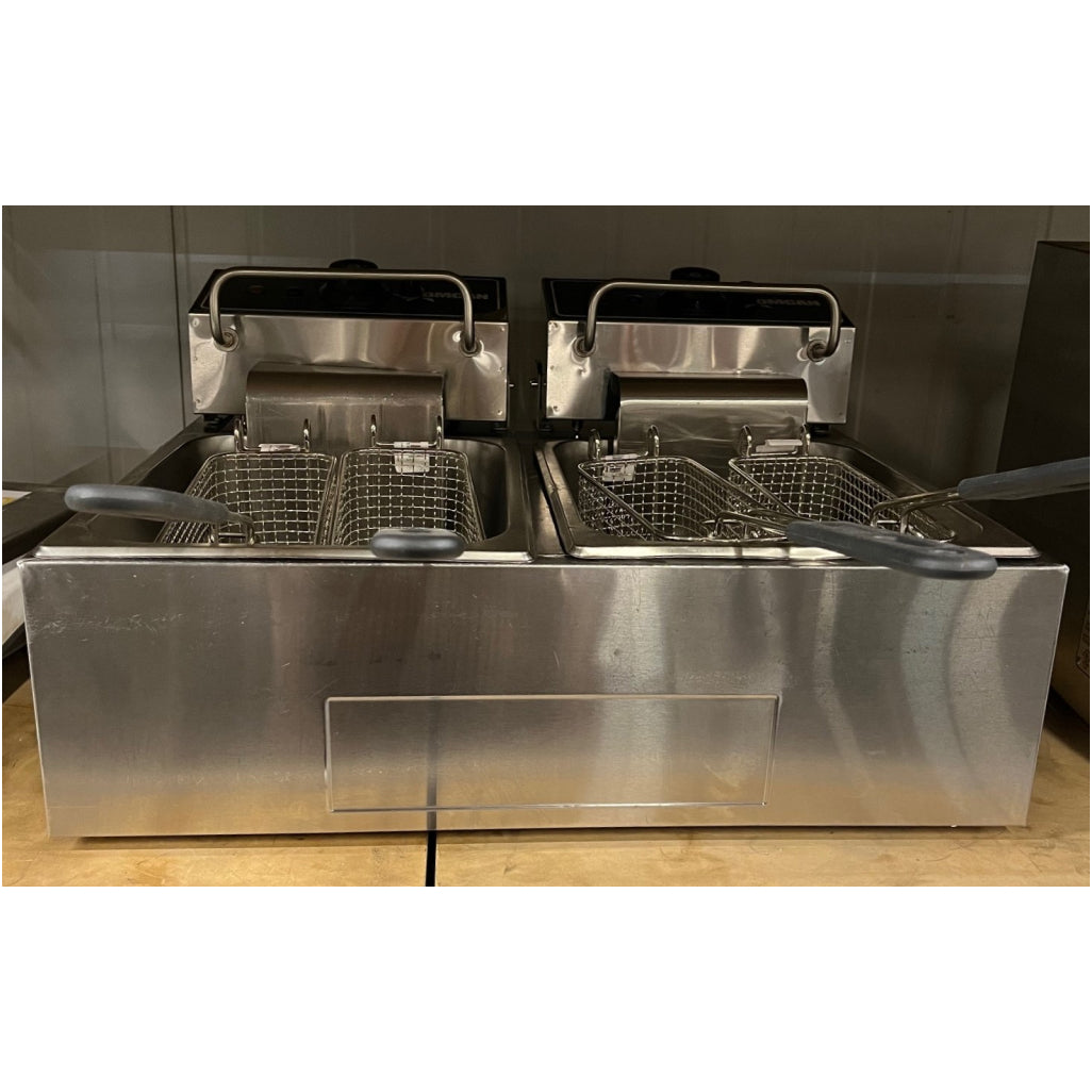 Refurbished Nella 26 Lb. Commercial Dual Electric Countertop Deep Fryer 34868 - 110V/1Ph - Perfect for Restaurants, Food Trucks & Catering Businesses
