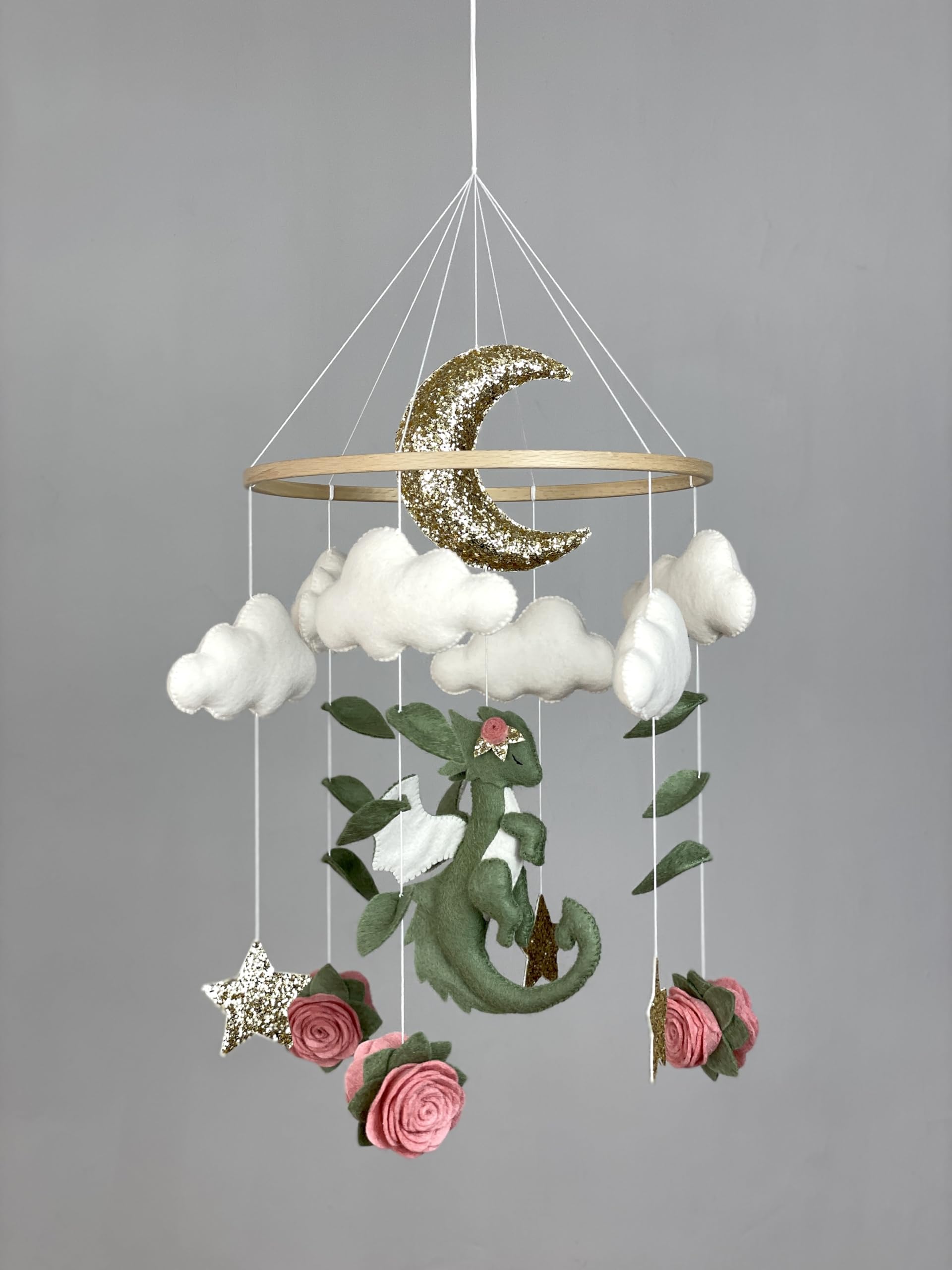 **Green Dragon Felt Hanging Mobile for Baby Crib – Fantasy Nursery Decoration, Baby Shower Gift for Girls – Perfect for Newborn Rooms & Themed Nurseries**