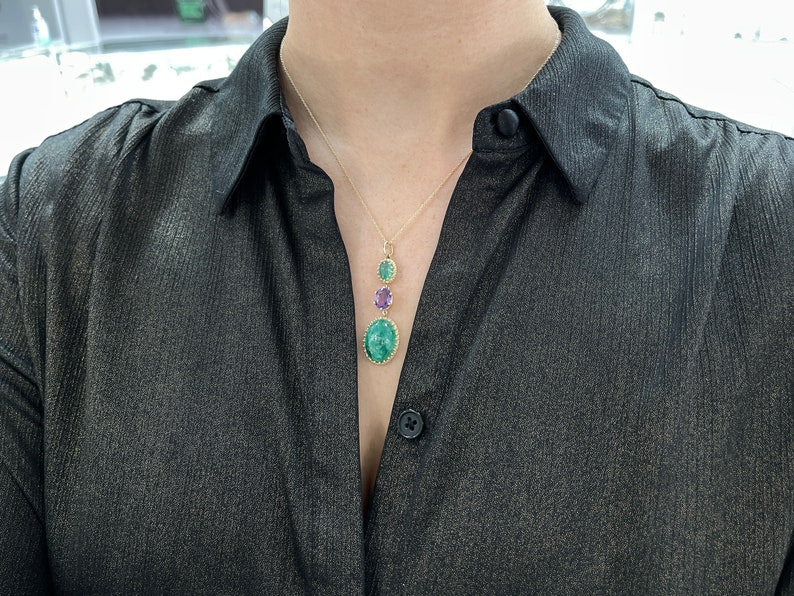 16.47tcw 14K Gold Natural Oval Cabochon Emerald & Amethyst Vintage Style Necklace | Elegant Jewelry for Women, Perfect for Weddings, Parties & Special Occasions