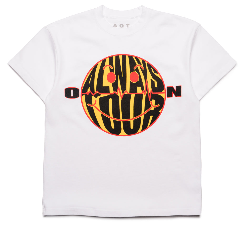 Always On Tour Rave Smile Tee - White Cotton T-Shirt for Music Festivals & Concerts | Rave Outfit Essential