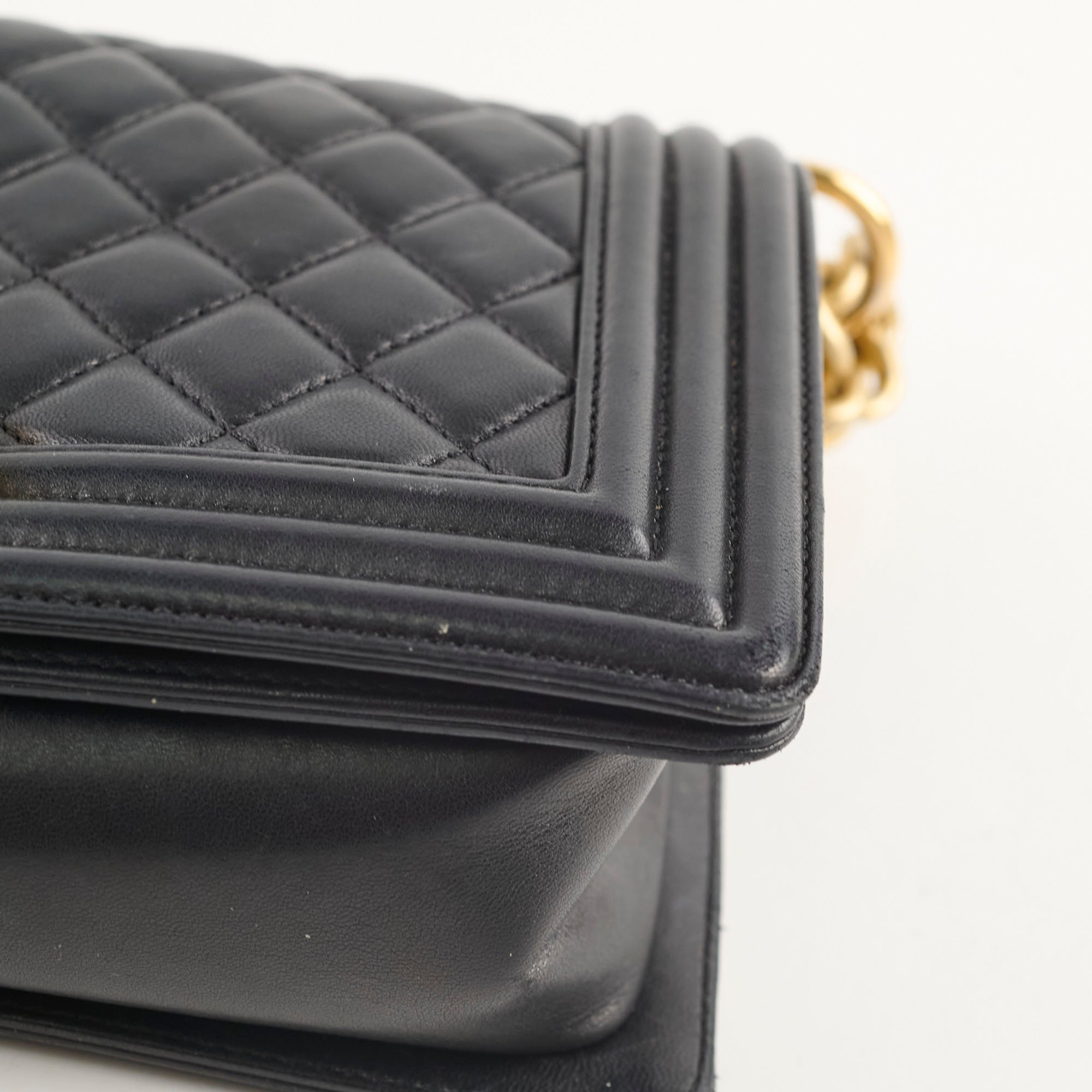 Chanel Old Medium Boy Bag in Black Lambskin Leather - Luxury Handbag for Women, Perfect for Evening Events & Daily Use