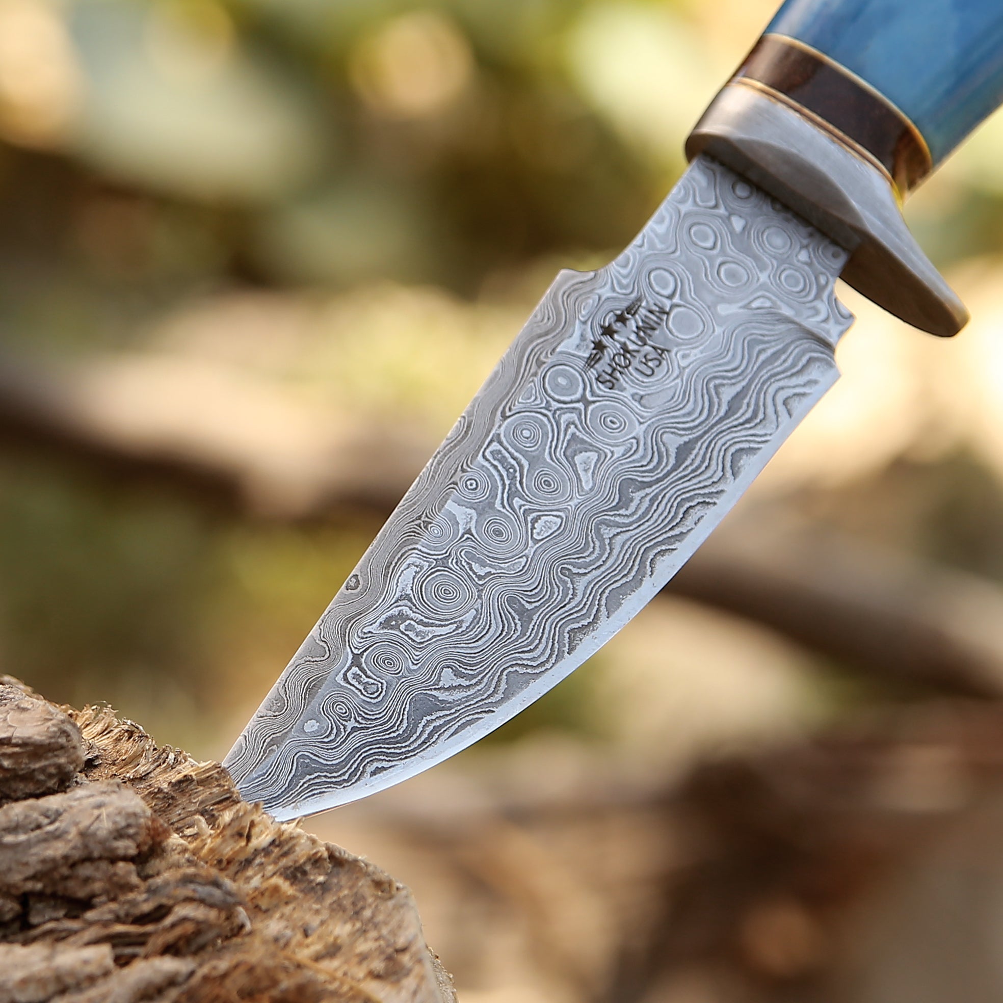 Premium Damascus Steel Hunting Knife with Leather Sheath - Razor Sharp Outdoor Survival Tool for Camping, Hunting & Bushcraft