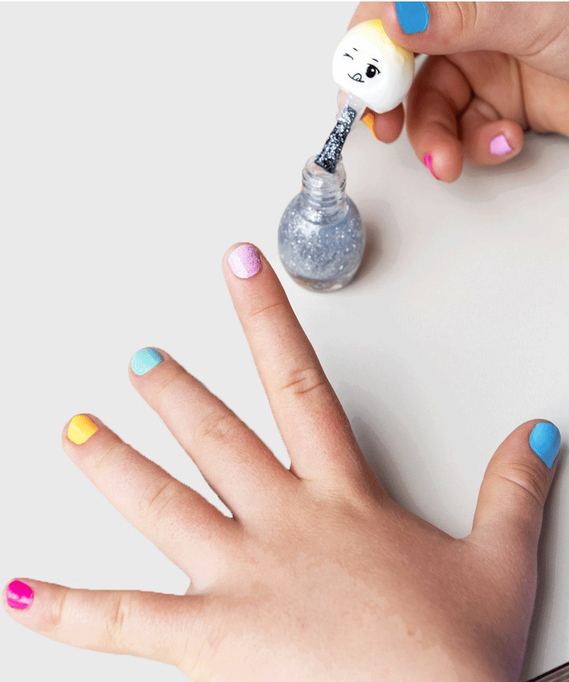 Water-Based Nail Polish by Suki & Friends - Non-Toxic Vegan Nail Varnish for Women - Perfect for Manicures, Pedicures & At-Home Nail Art