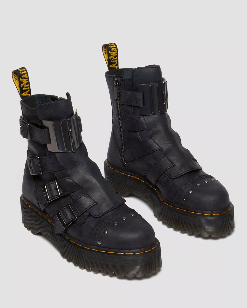 Dr. Martens Jadon Boot - Chunky Hinge Platform Boots for Women & Men | Punk, Gothic & Streetwear Fashion | Perfect for Concerts, Festivals & Everyday Wear