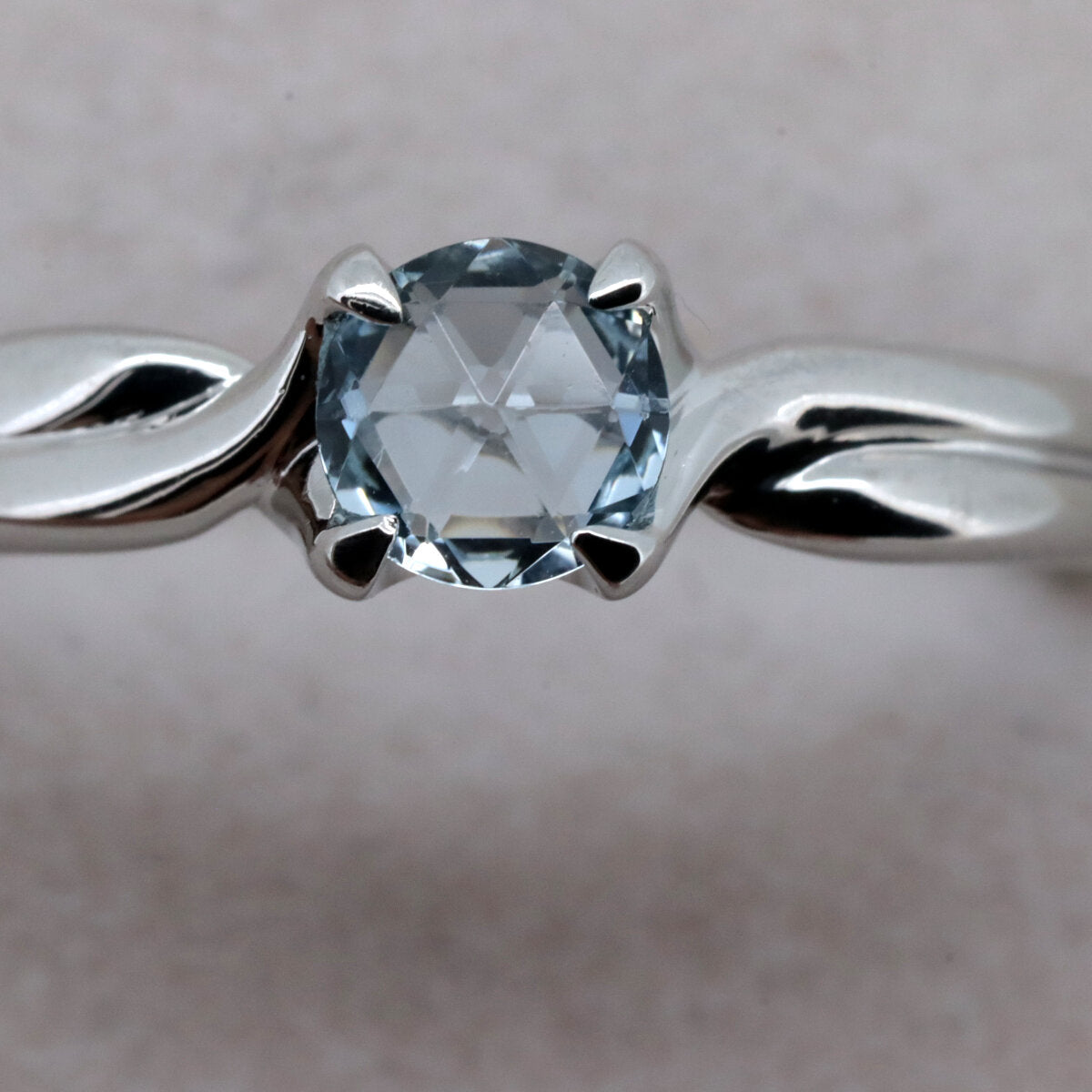 4℃ Genuine Aquamarine Platinum Ring for Women - Elegant Birthstone Jewelry for Engagement, Wedding & Anniversary Gifts