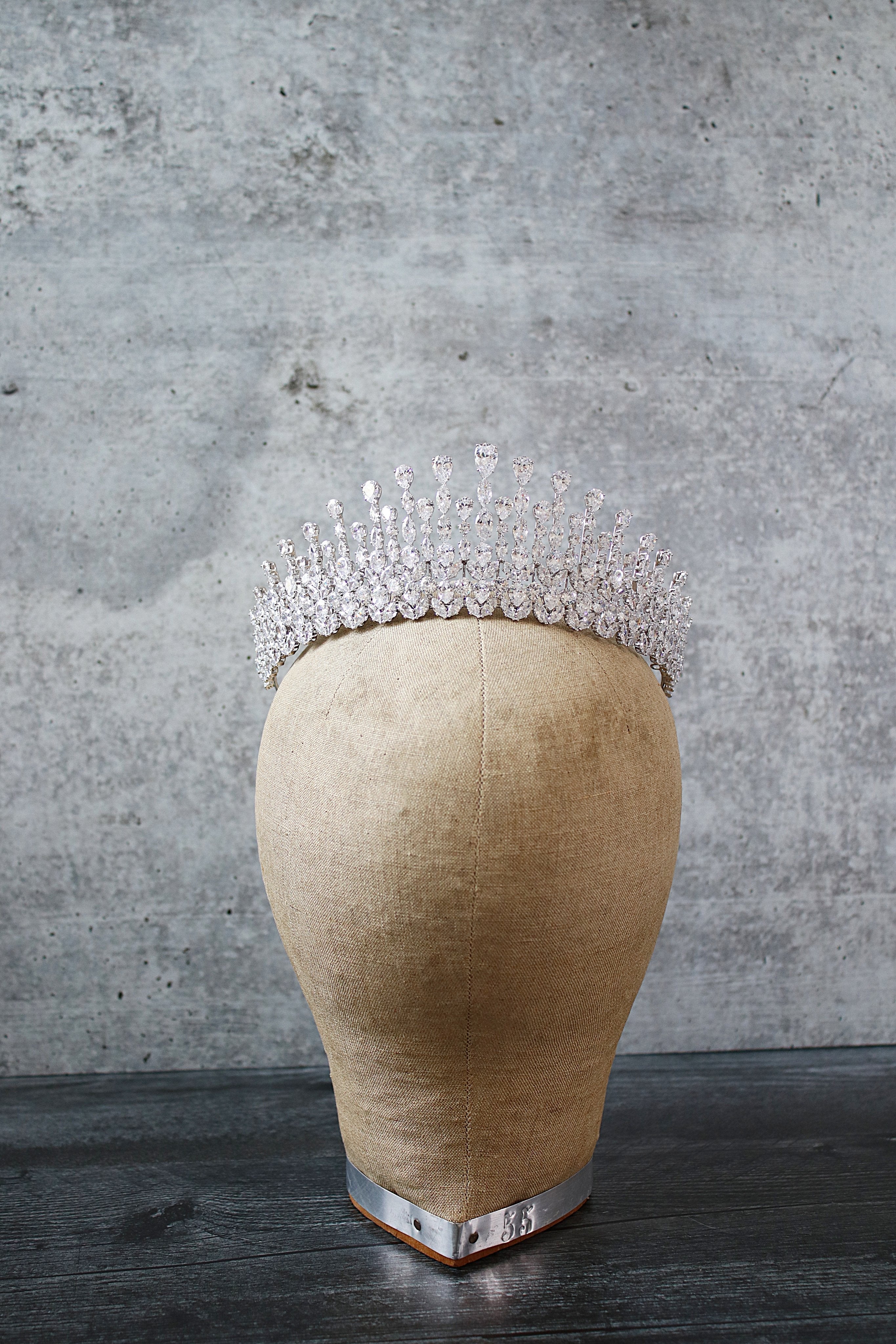 LUCREZIA Royal Bridal Crown - Elegant Rhinestone Tiara for Weddings, Prom, Pageants & Special Occasions | Perfect Bridal Accessory for Princess-Themed Events