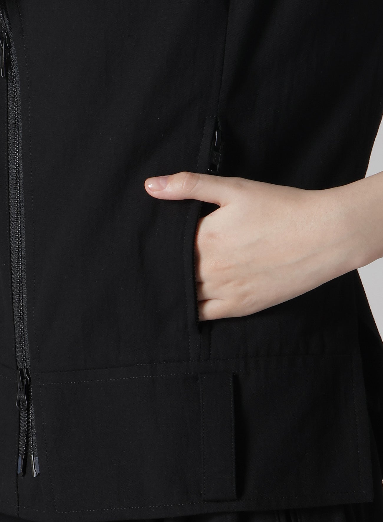 Stylish Cotton Twill Untrimmed Sleeve Moto Jacket for Women - Perfect for Motorcycle Riding, Casual Outfits & Streetwear Fashion